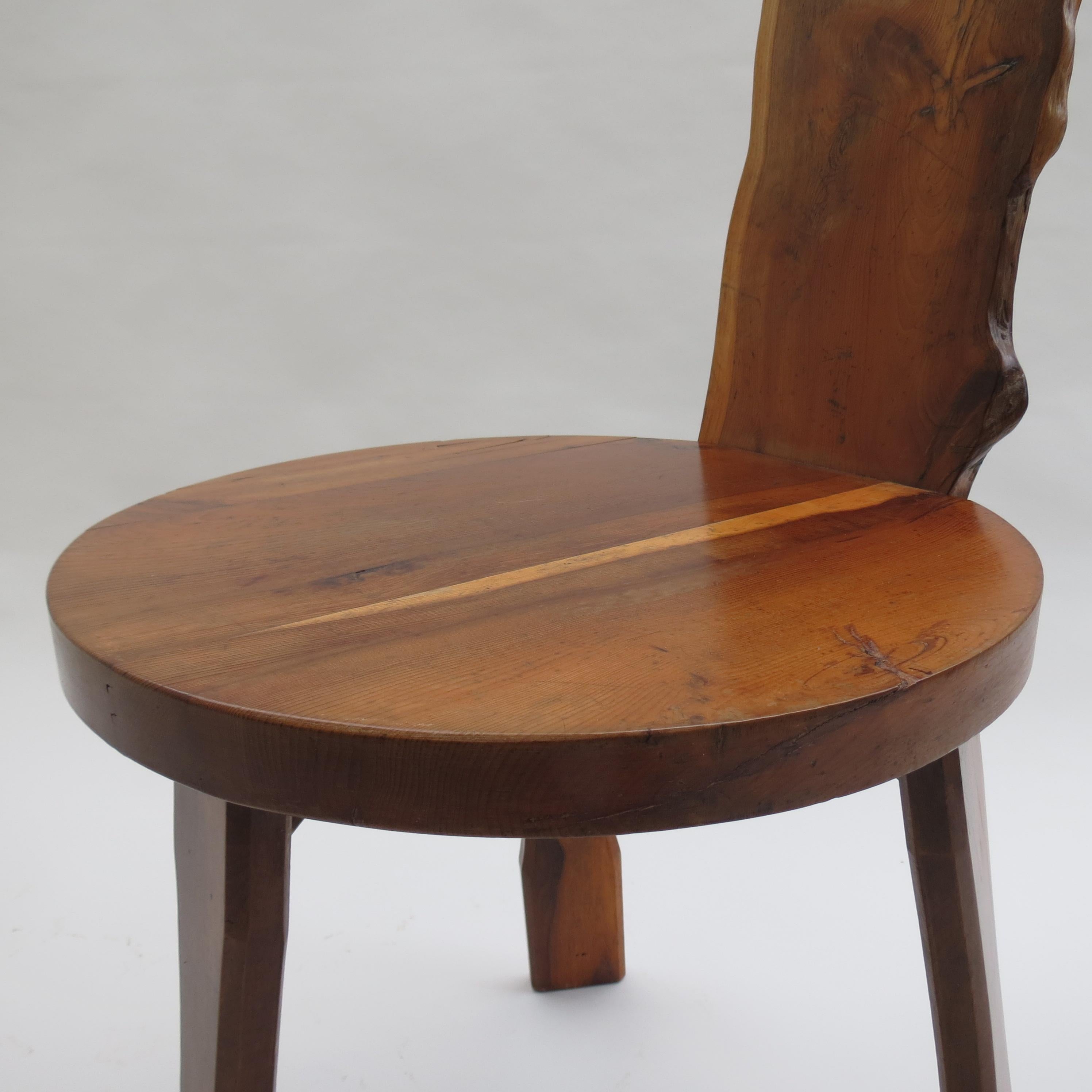Paar Eibenholzstühle von Reynolds of Ludlow England aus den 1970er Jahren im Angebot 5