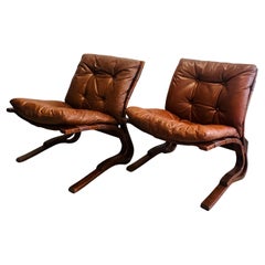 Paire de chaises longues en hêtre courbé "Skyline" des années 1970 par Einar Hove pour Hove Møbler