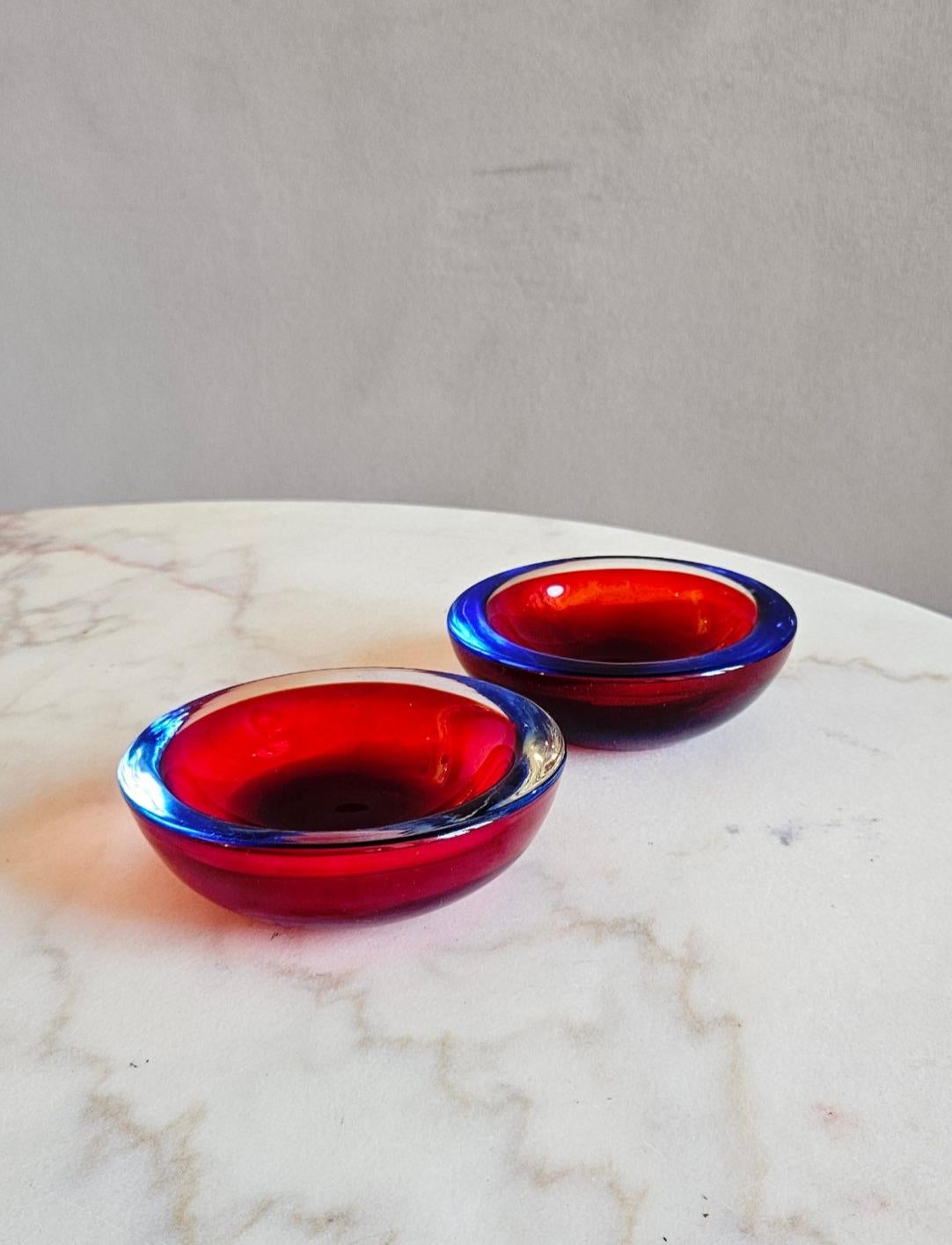 Pair of 1970s Sommerso Red and Purple Murano Glass Bowls 1