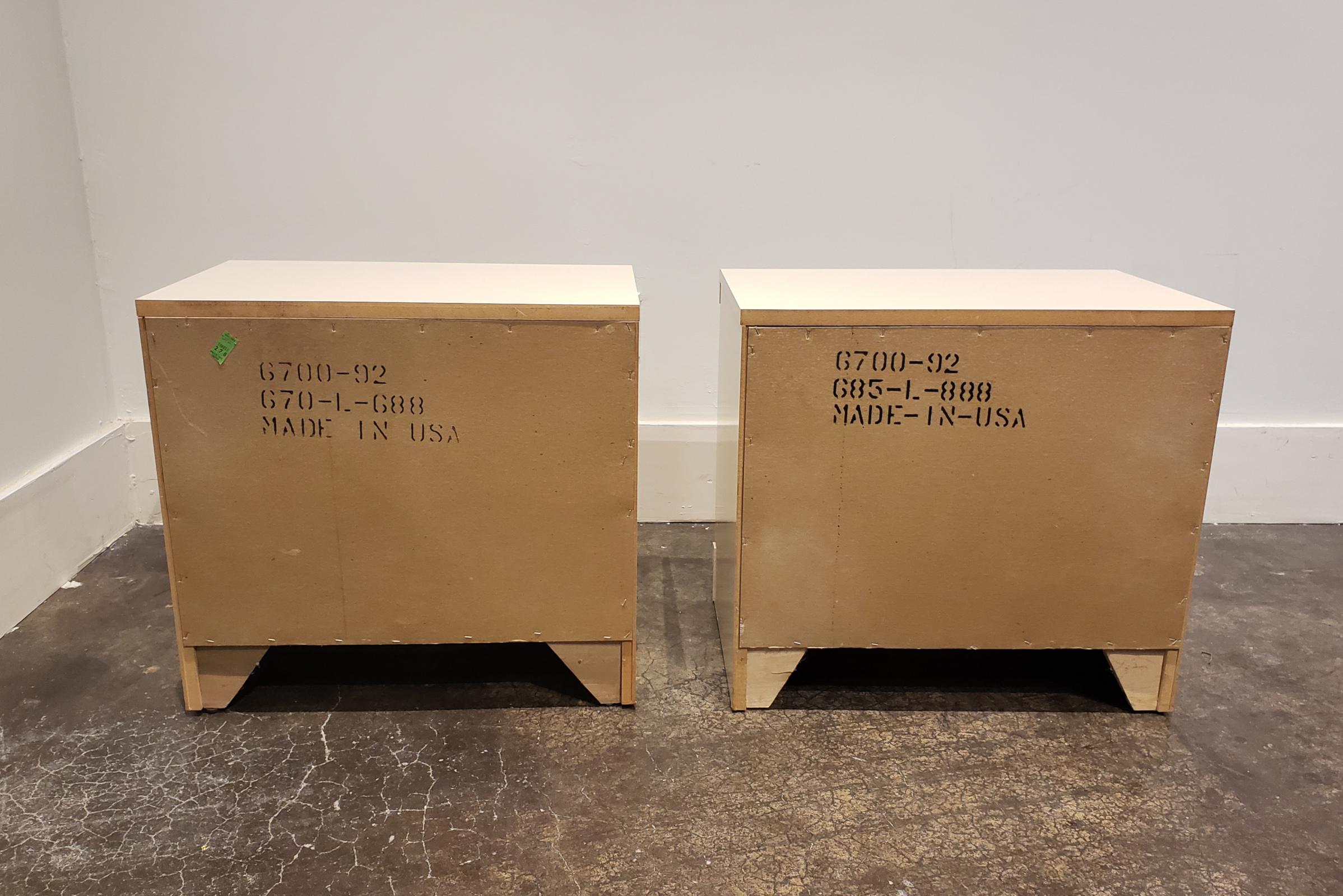 Pair of 1970s Space Age White Lacquered Nightstands by Broyhill 2