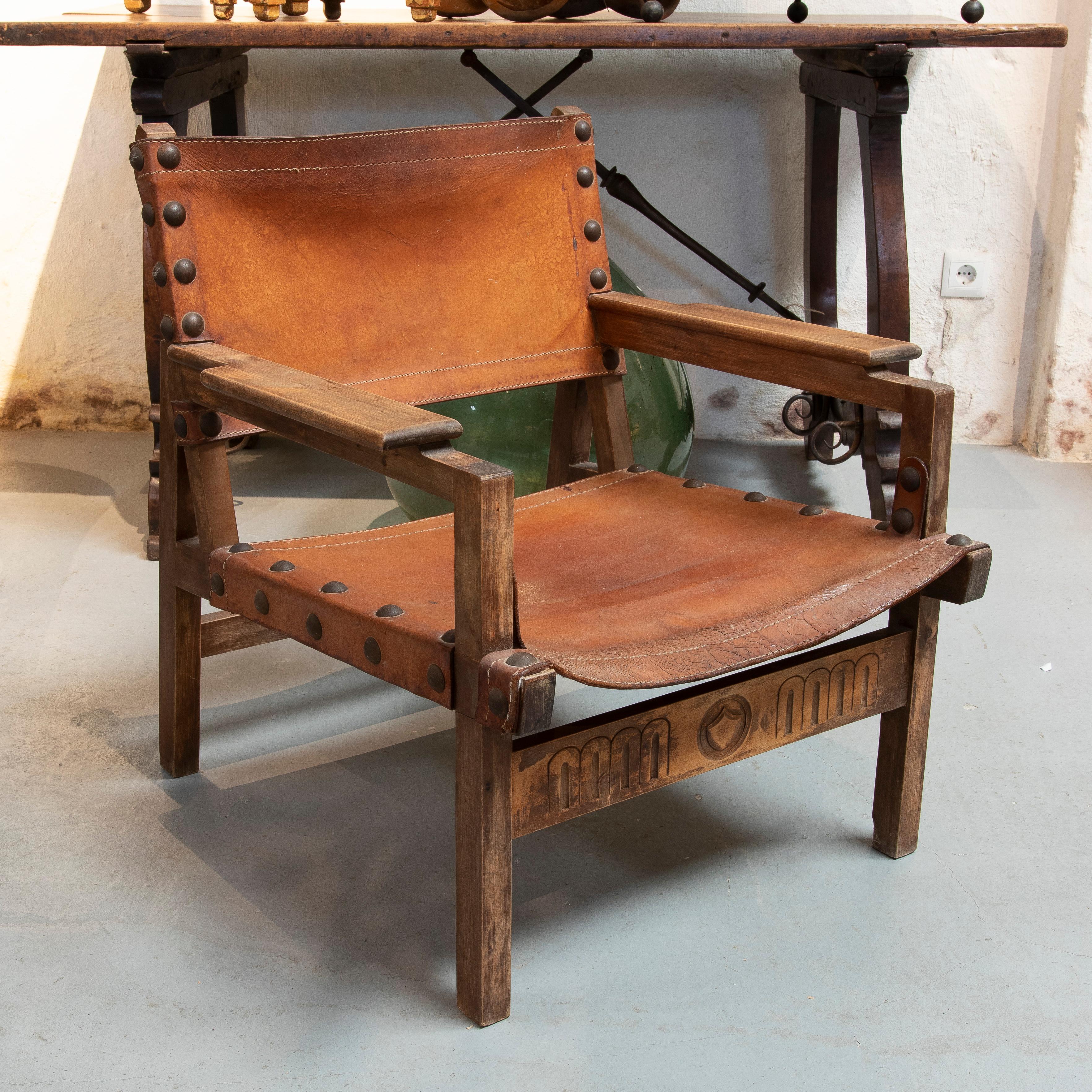 Pair of original 1970s designer chairs by Spaniard Paco Muñoz, founder of Darro Furniture in 1959, an effort of Spanish design to break the isolation faced by Franco's regime. 

 