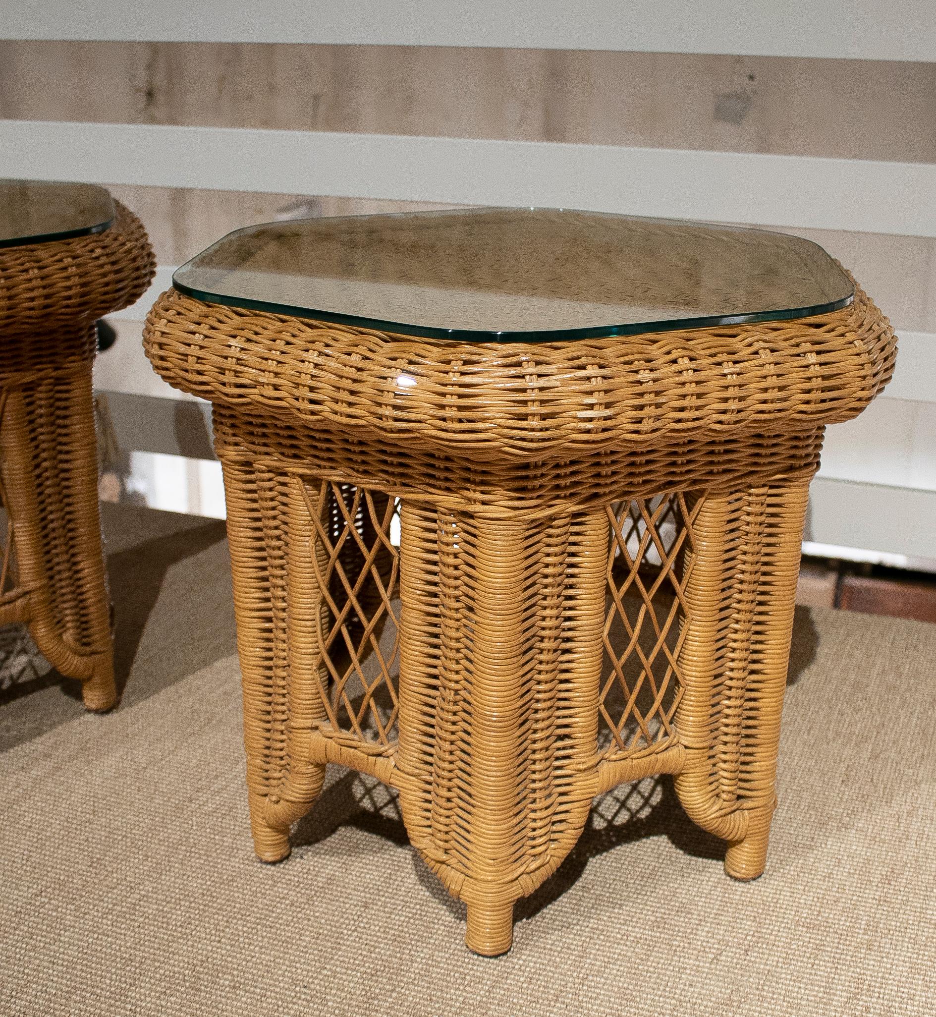 Pair of 1970s Spanish Round Hand Woven Wicker Side Tables w/ Glass Top 4