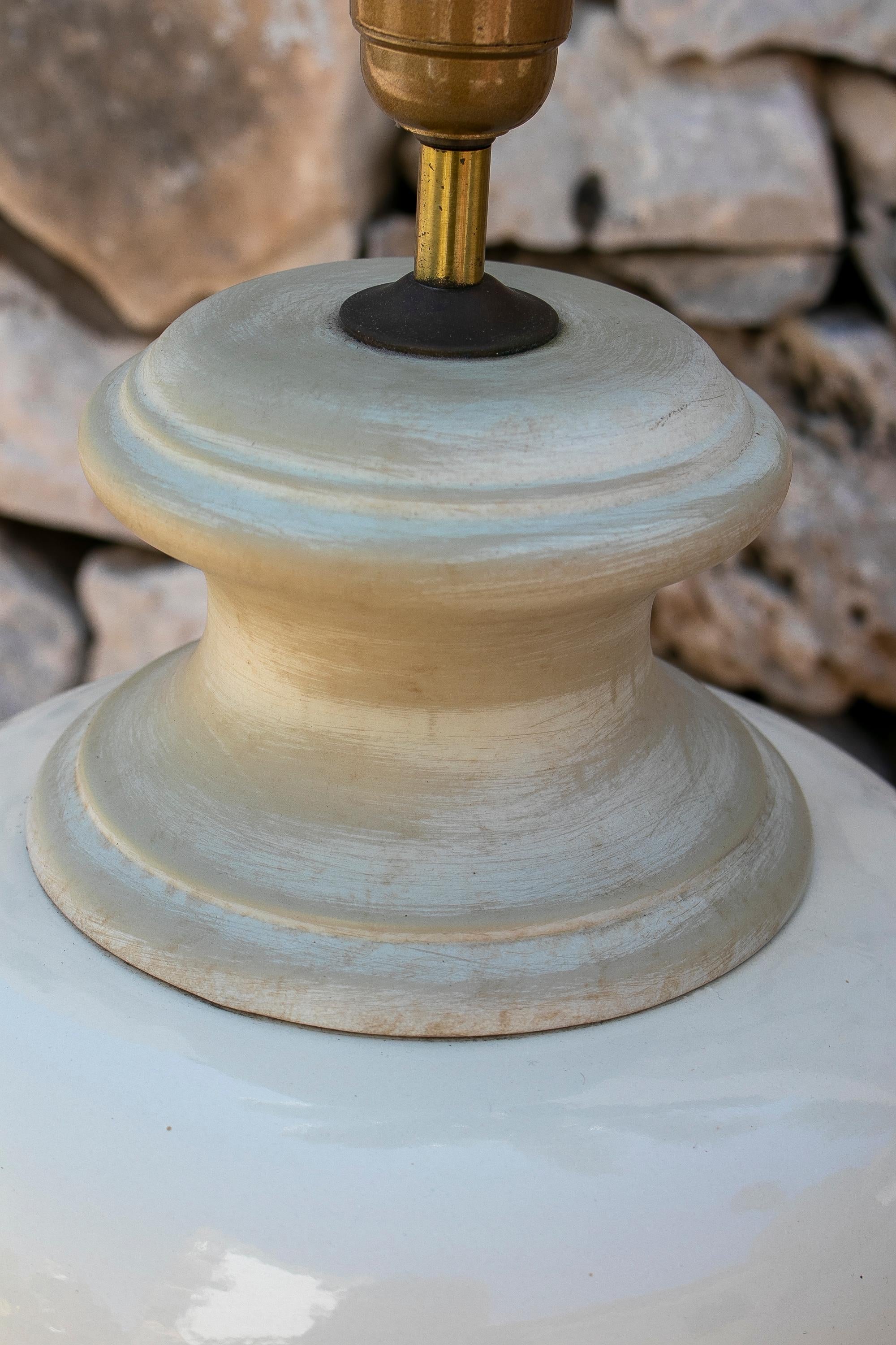 Pair of 1970s Spanish White and Grey Terracotta Table Lamps 2