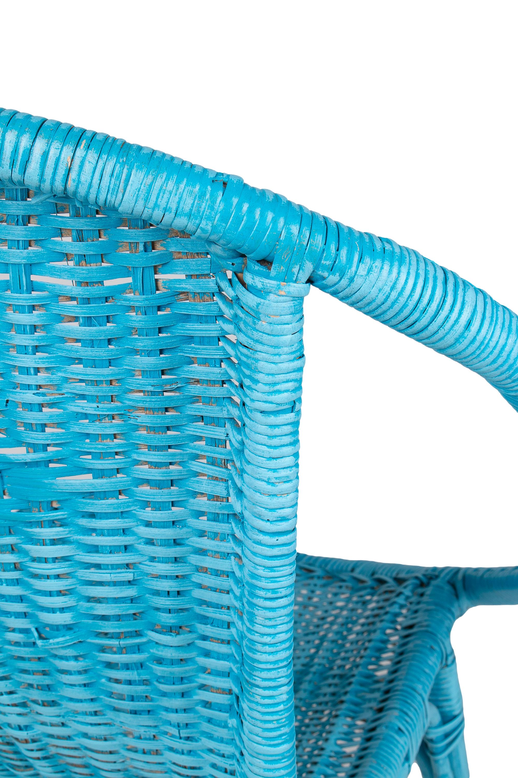 Pair of 1970s Spanish Woven Wicker Blue Chairs For Sale 8