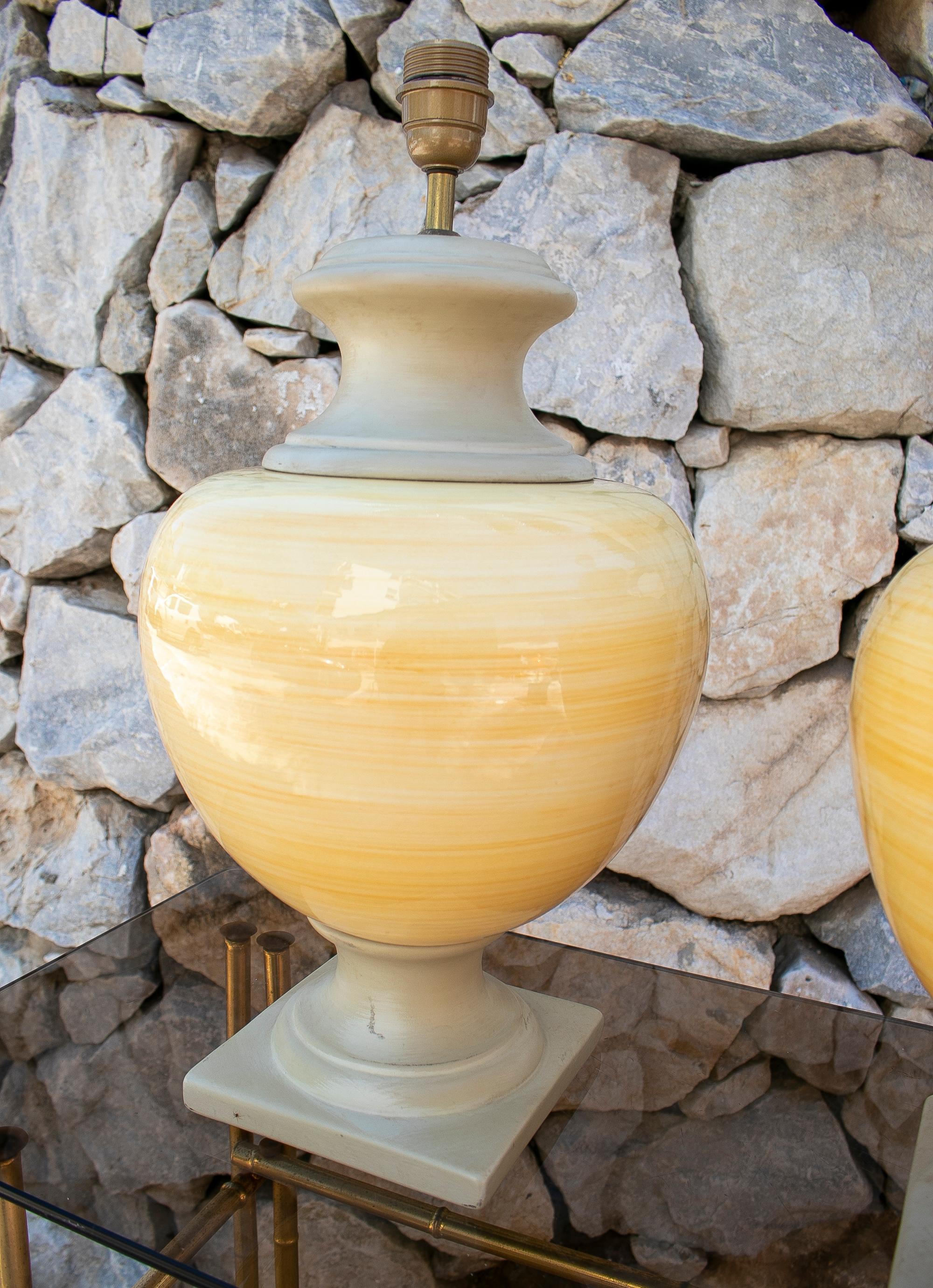 20th Century Pair of 1970s Spanish Yellow and Grey Terracotta Table Lamps For Sale