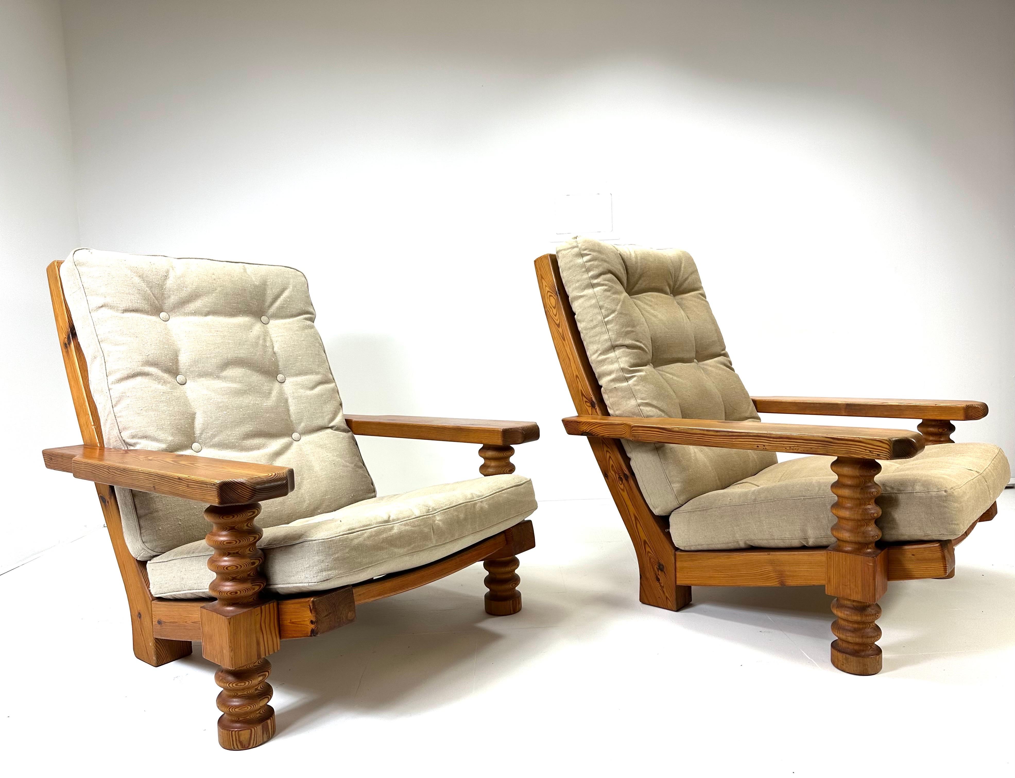 Scandinave moderne Paire de chaises longues suédoises en pin des années 1970 en vente