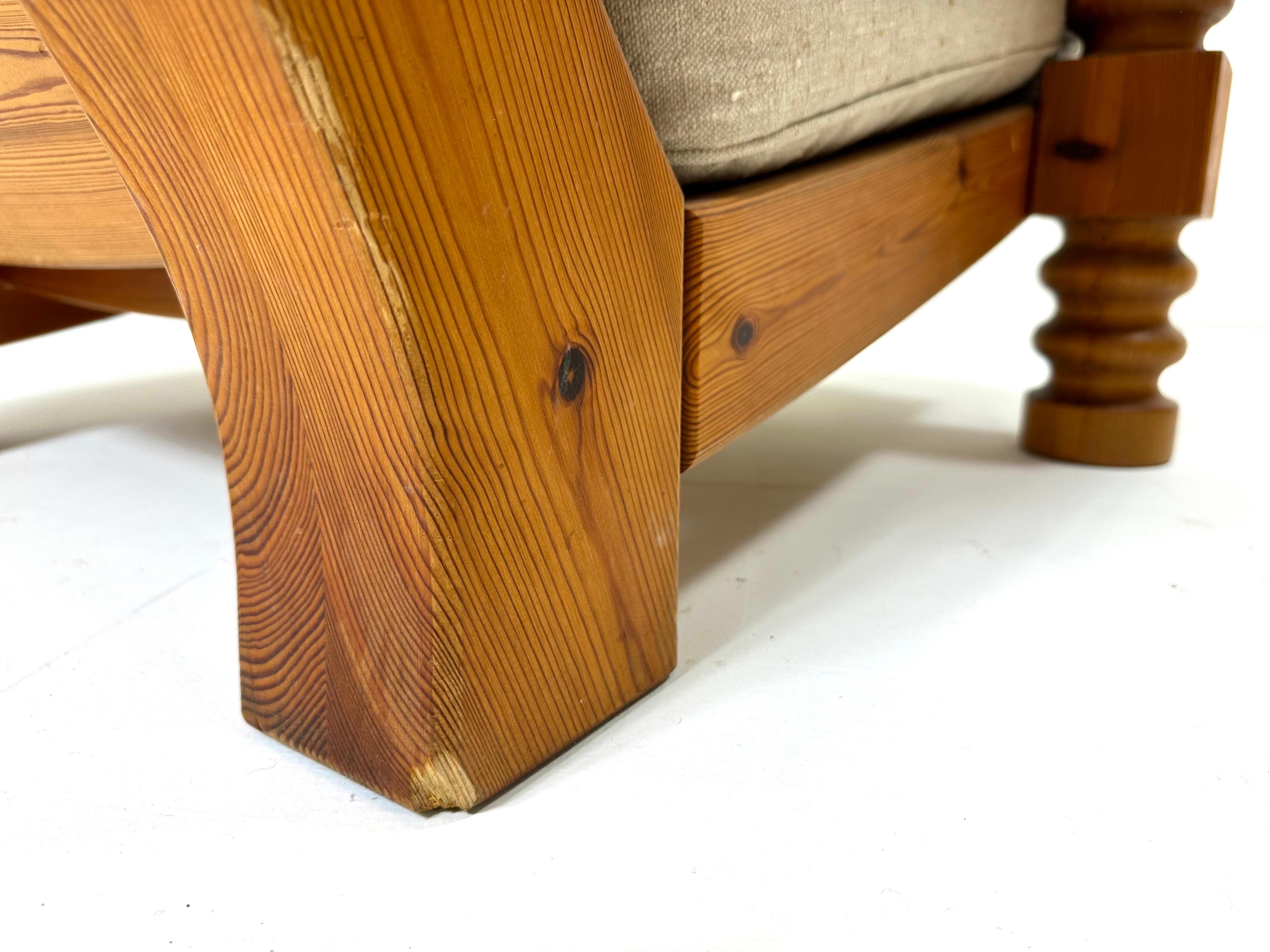 Tissu d'ameublement Paire de chaises longues suédoises en pin des années 1970 en vente