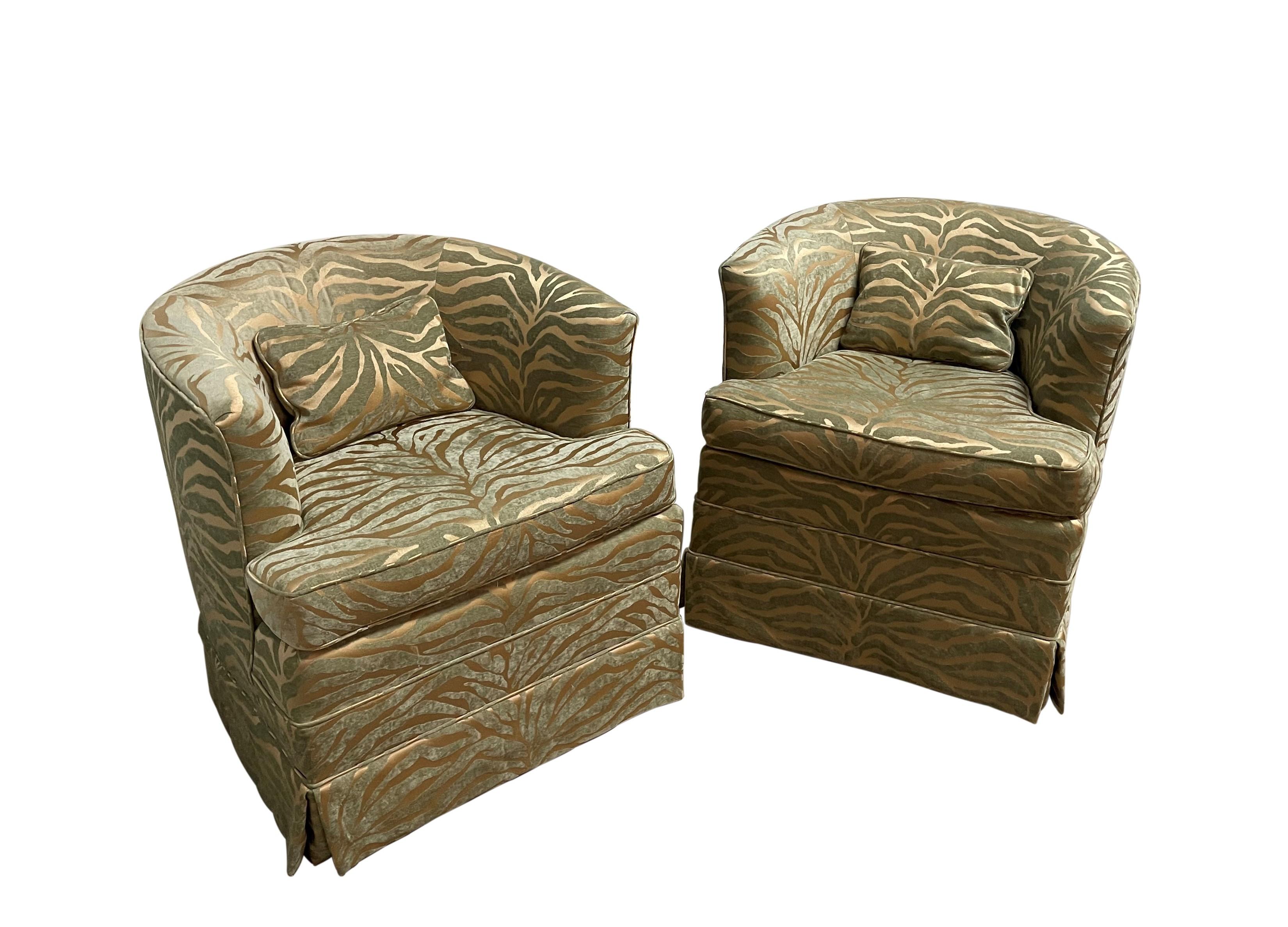 American Pair of 1970's Swivel Barrel Back Chairs, Milo Baughman Style For Sale