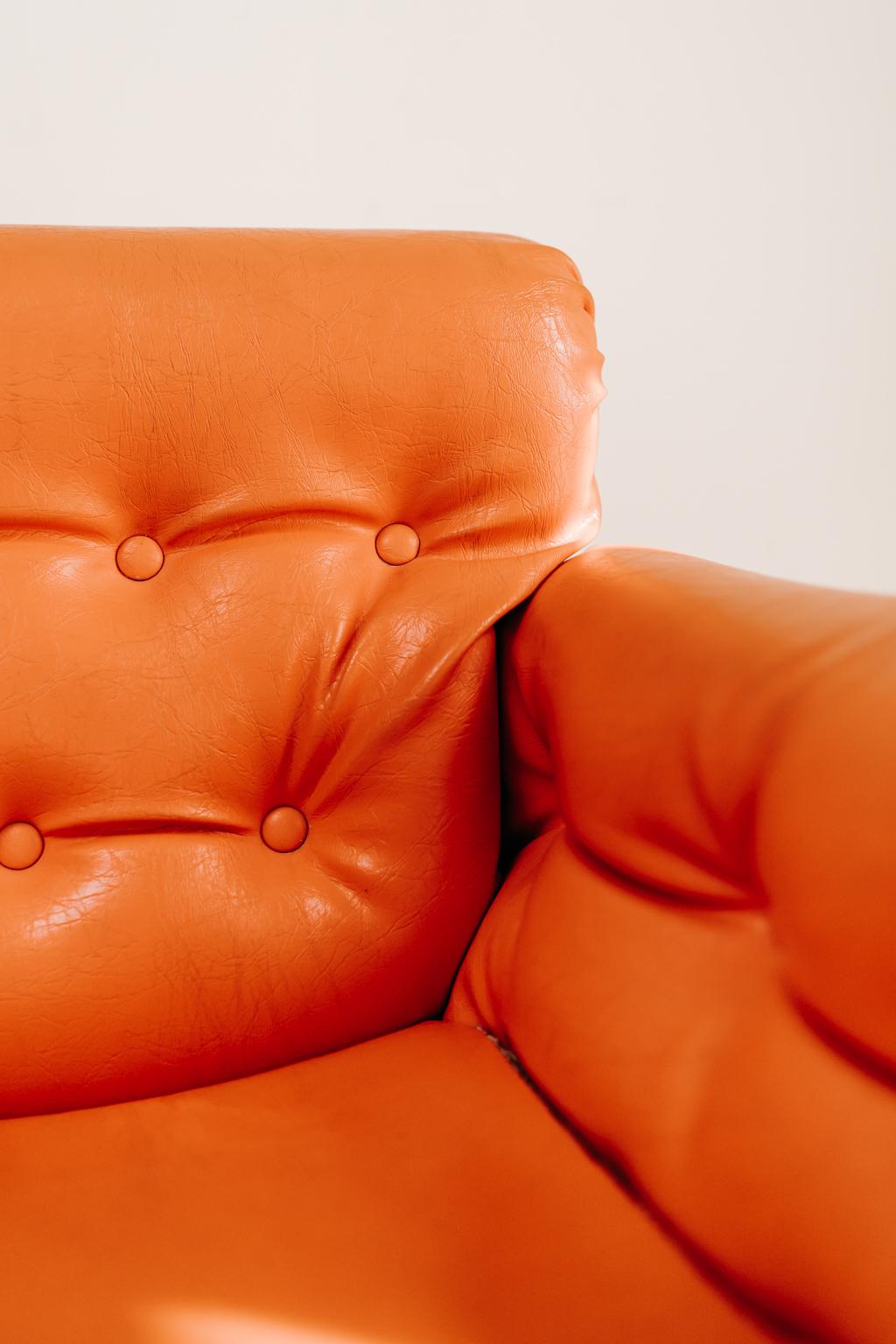 Pair of 1970's Swivel Chairs 10