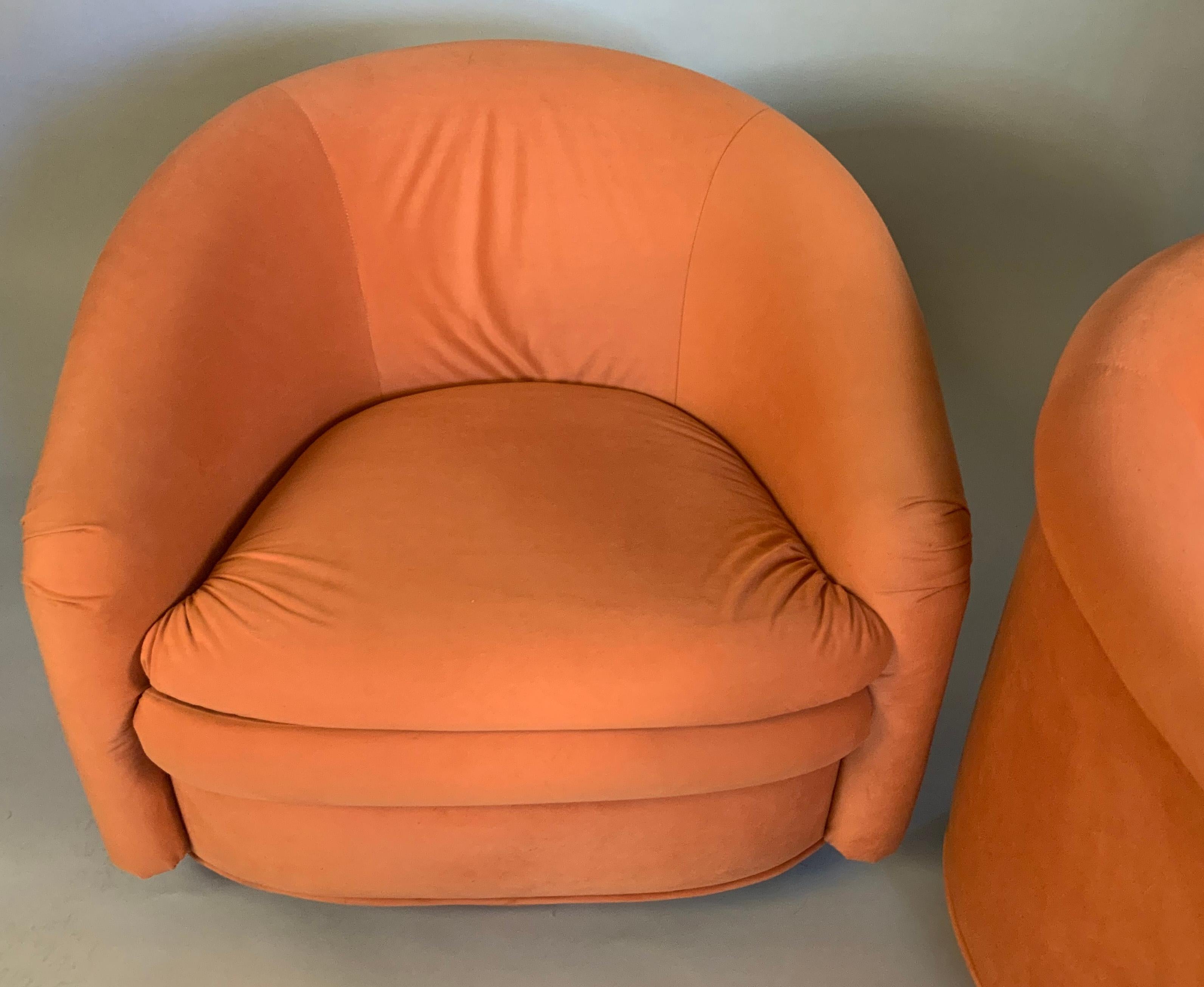 Late 20th Century Pair of 1970's Swivel Lounge Chairs