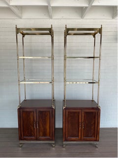 Coppia di Etegeres in ottone e mogano di Thomasville degli anni '70