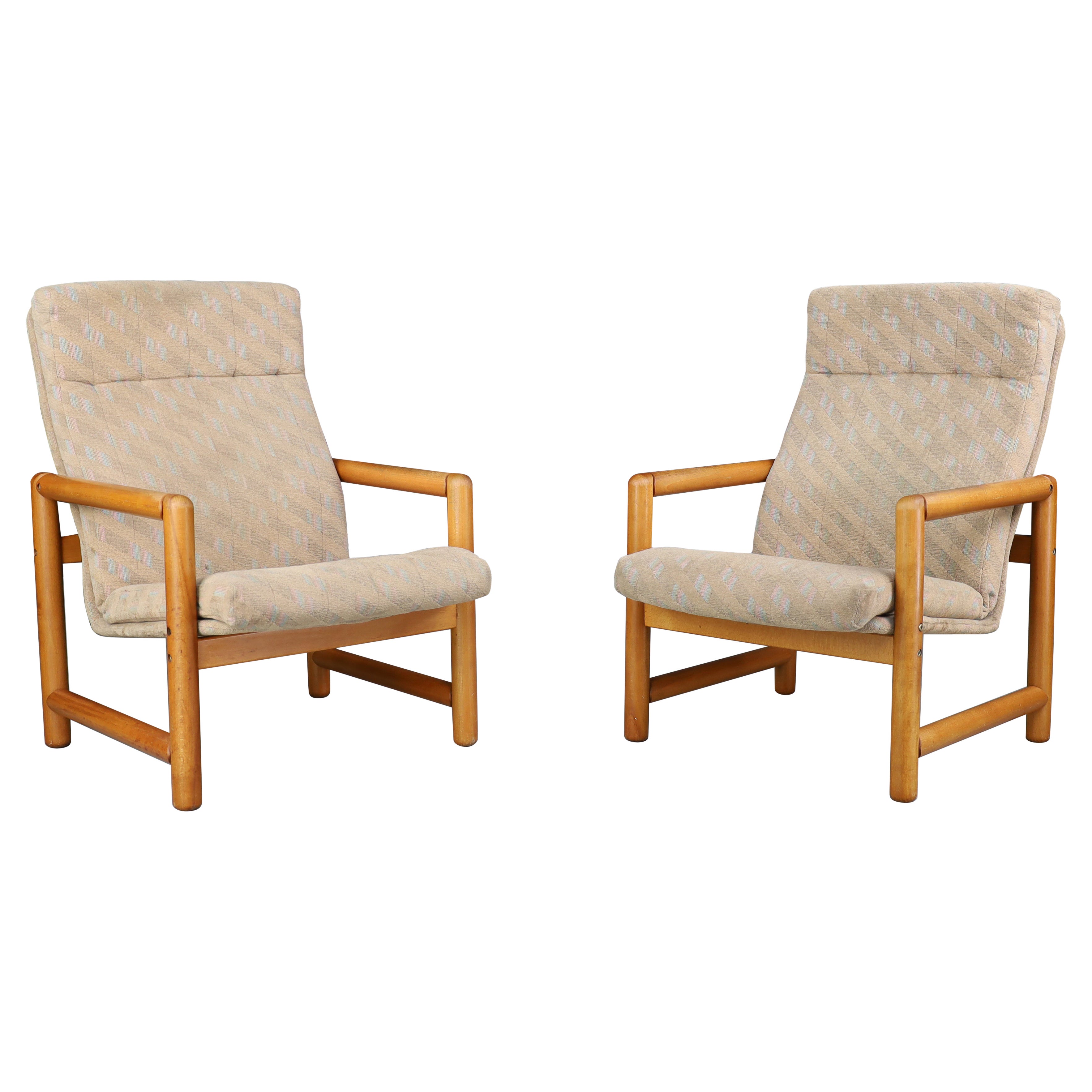 Paar 1970er TON Buchenholz-Lounge-Stühle mit Original-Polsterung