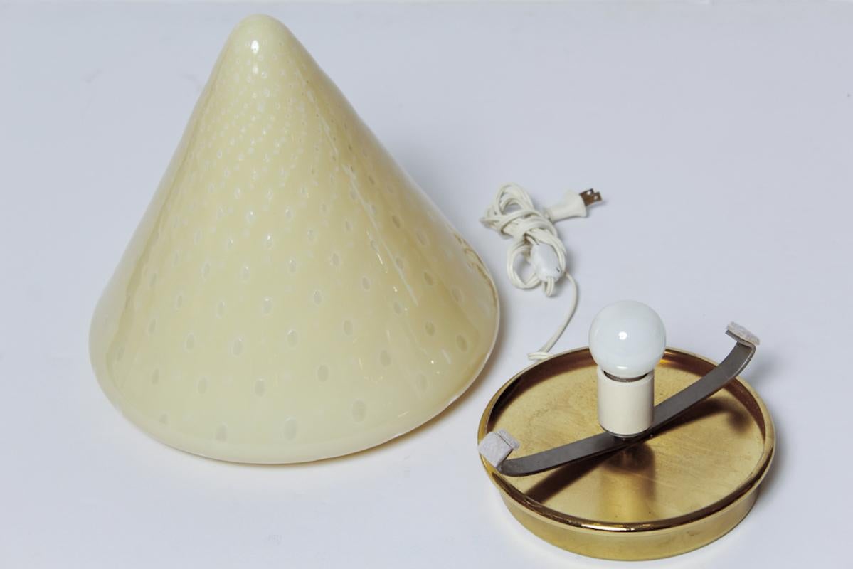 Pair of 1970's Vetri Murano Cone Shaped Table Lamps For Sale 3
