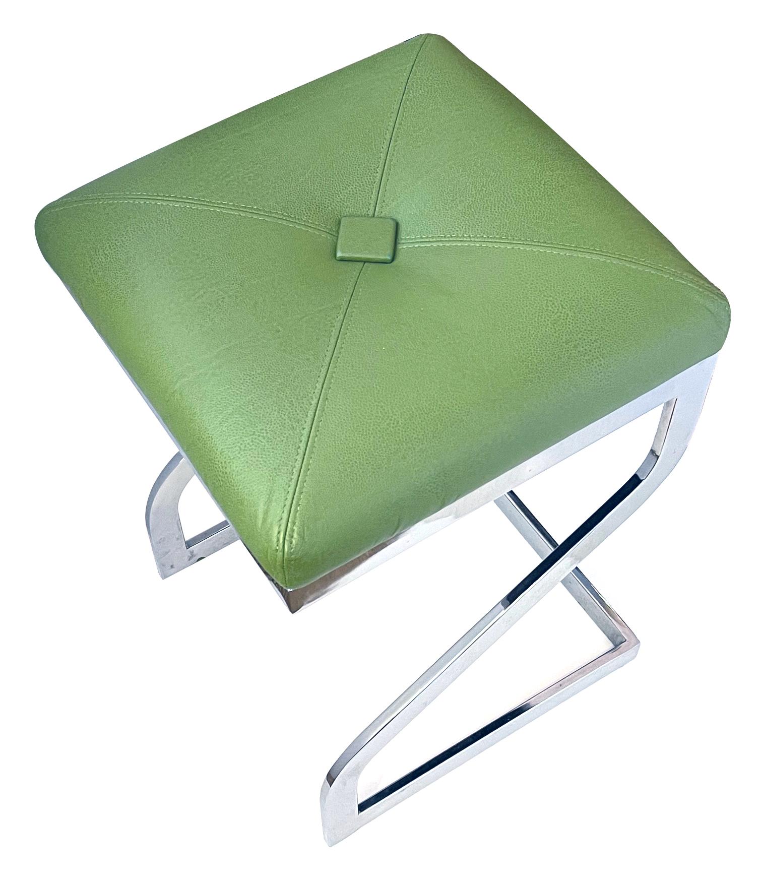 Pair of 1970's Z-Form Stools with Apple Green Leather Upholstery In Good Condition For Sale In San Francisco, CA