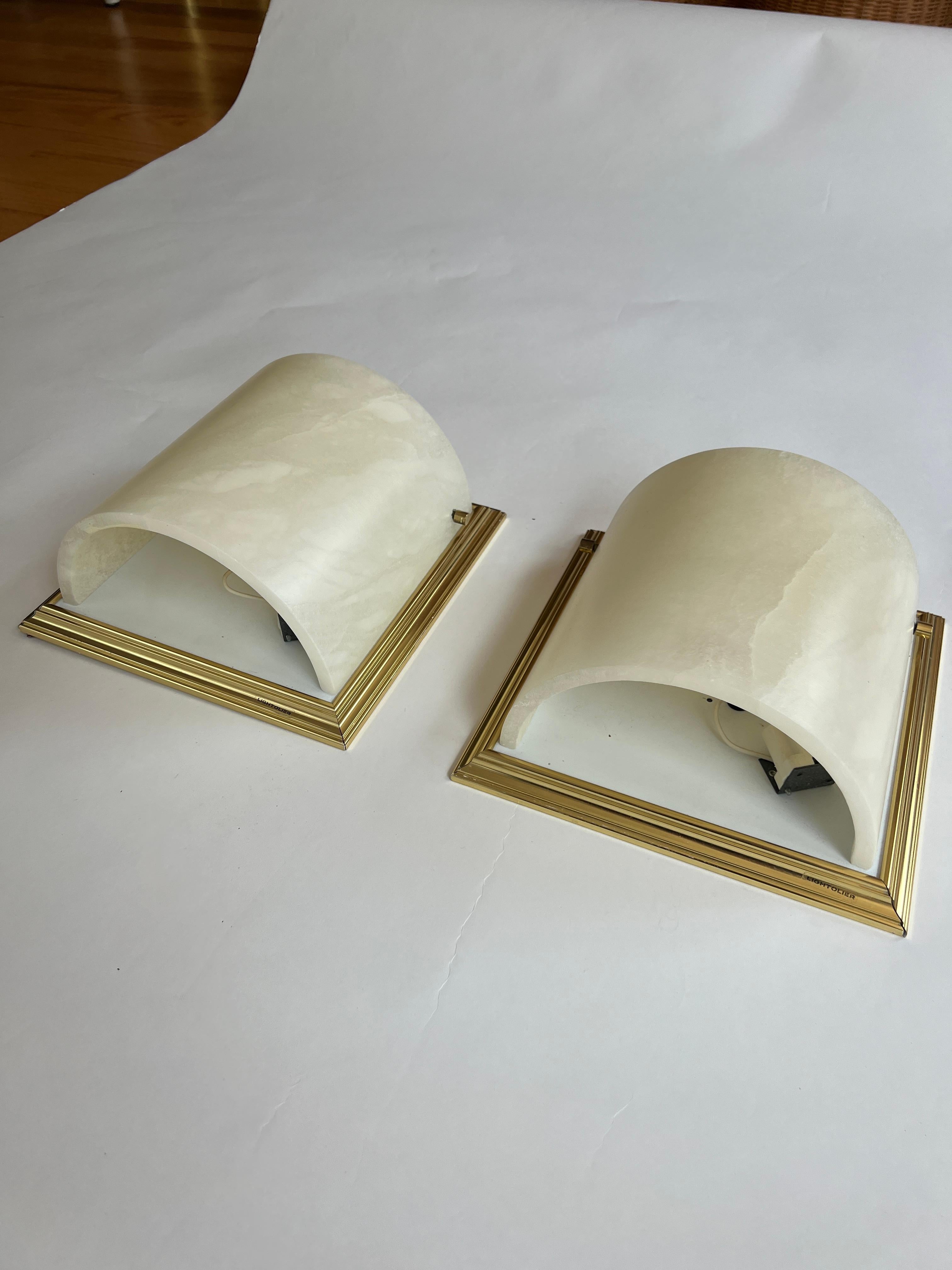 Late 20th Century Pair of 1980s Demilune Alabaster and Brass Sconces by Lightolier