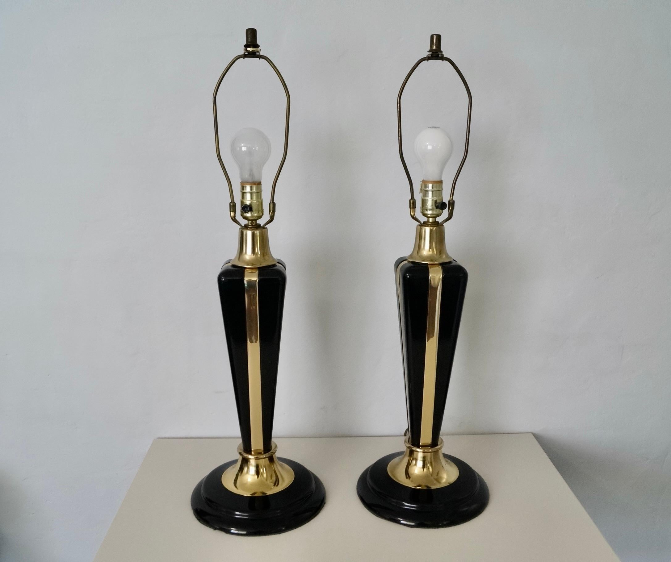 Pair of 1980's Art Deco Bella Lighting Hollywood Regency Table Lamps In Good Condition For Sale In Burbank, CA