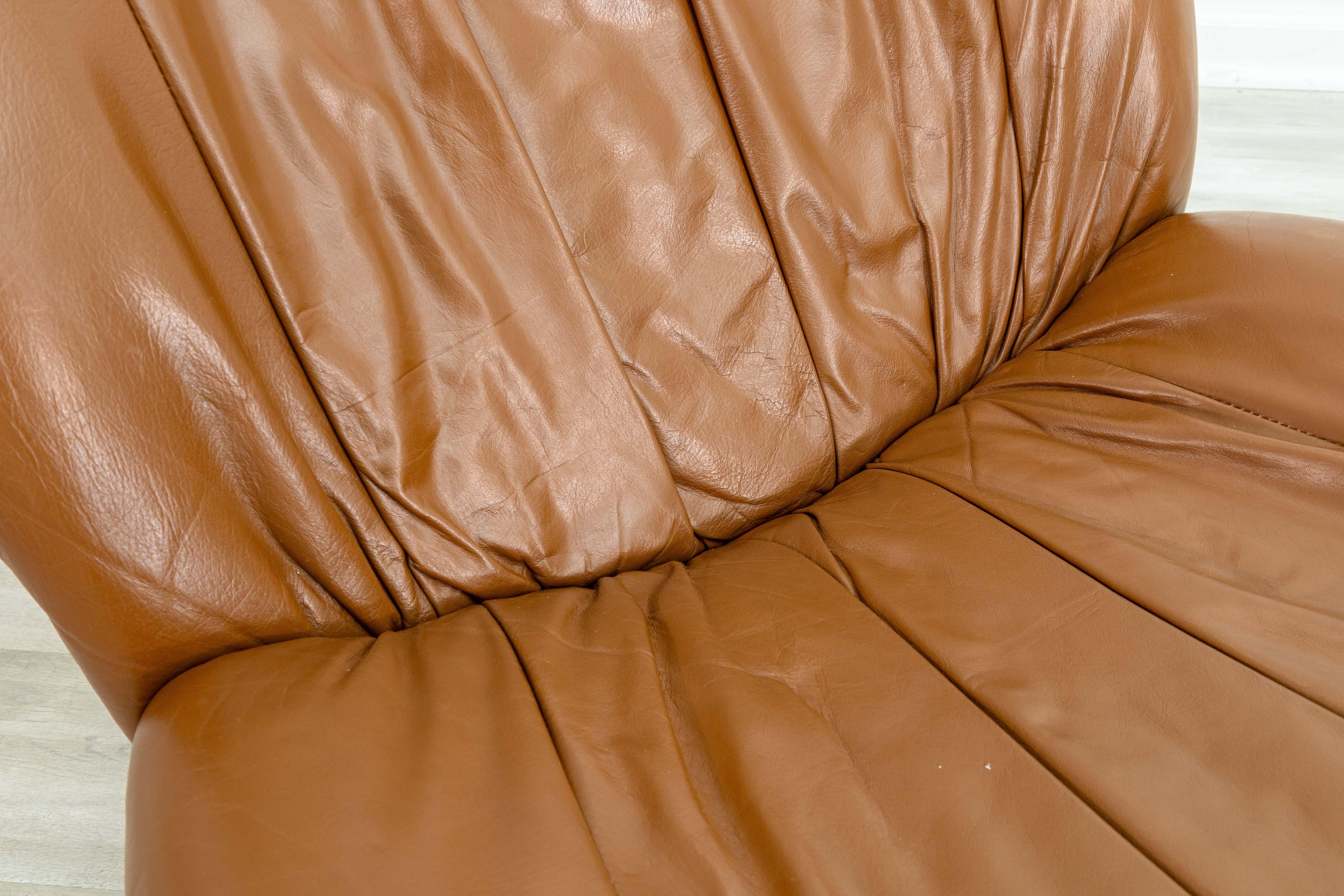 Unknown Pair of 1980s Brown Leather Swivel Glider Postmodern Lounge Chairs For Sale