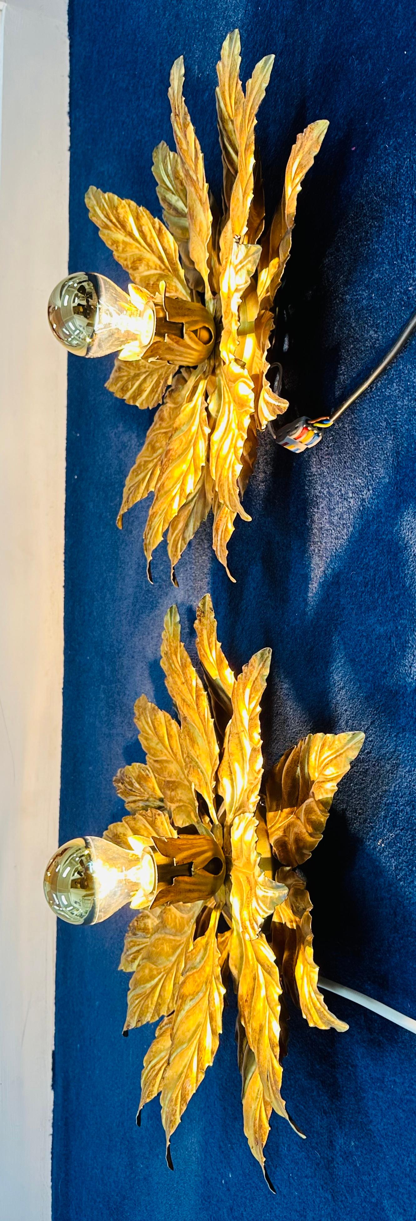 Gilt Pair of 1980s German Hans Kögl Gold-Gilded Metal Floral Wall Lights Flush Mounts For Sale
