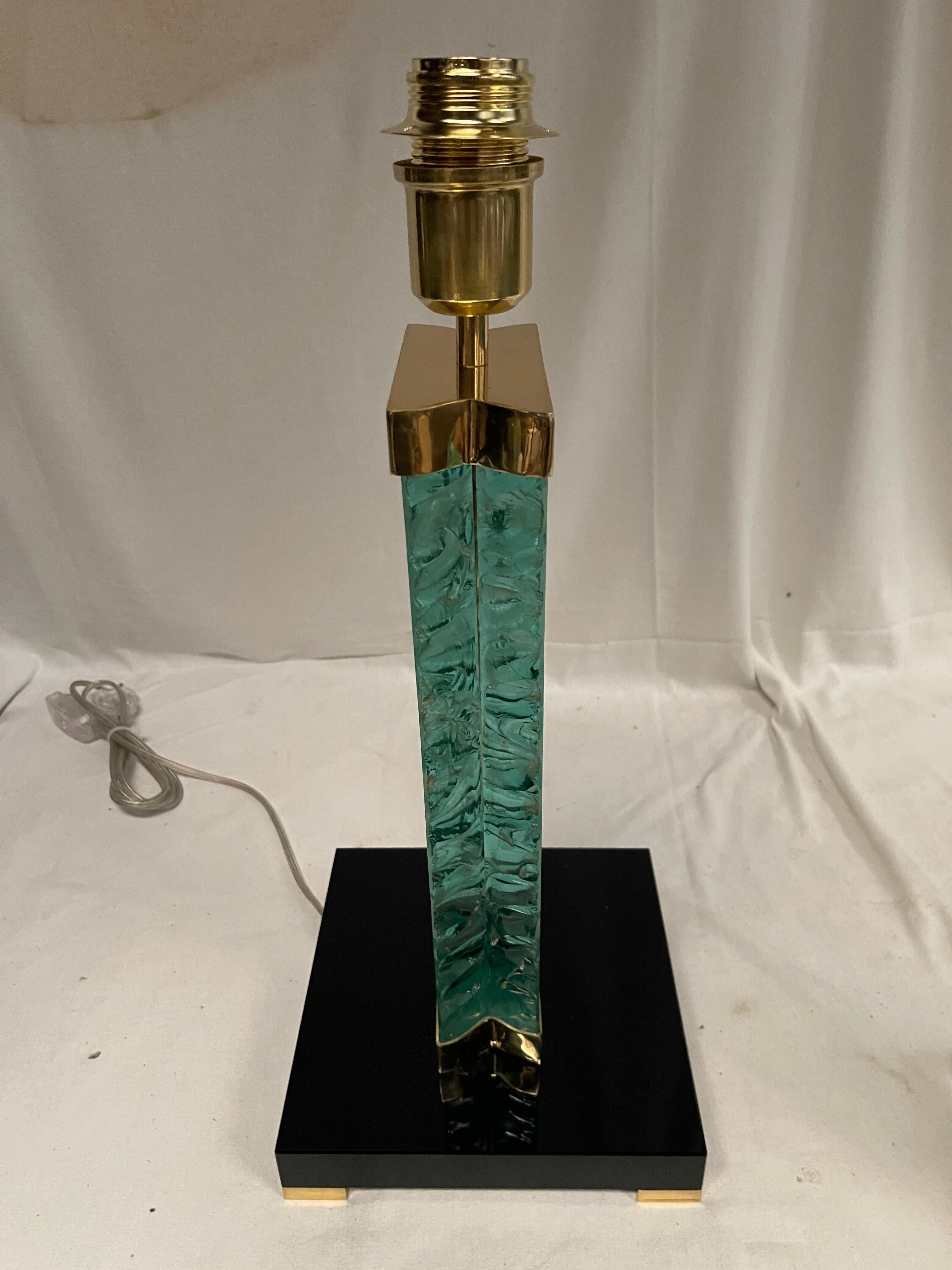 Coppia di lampade in vetro degli anni '80 attribuite a Fontana Arté in vendita 2