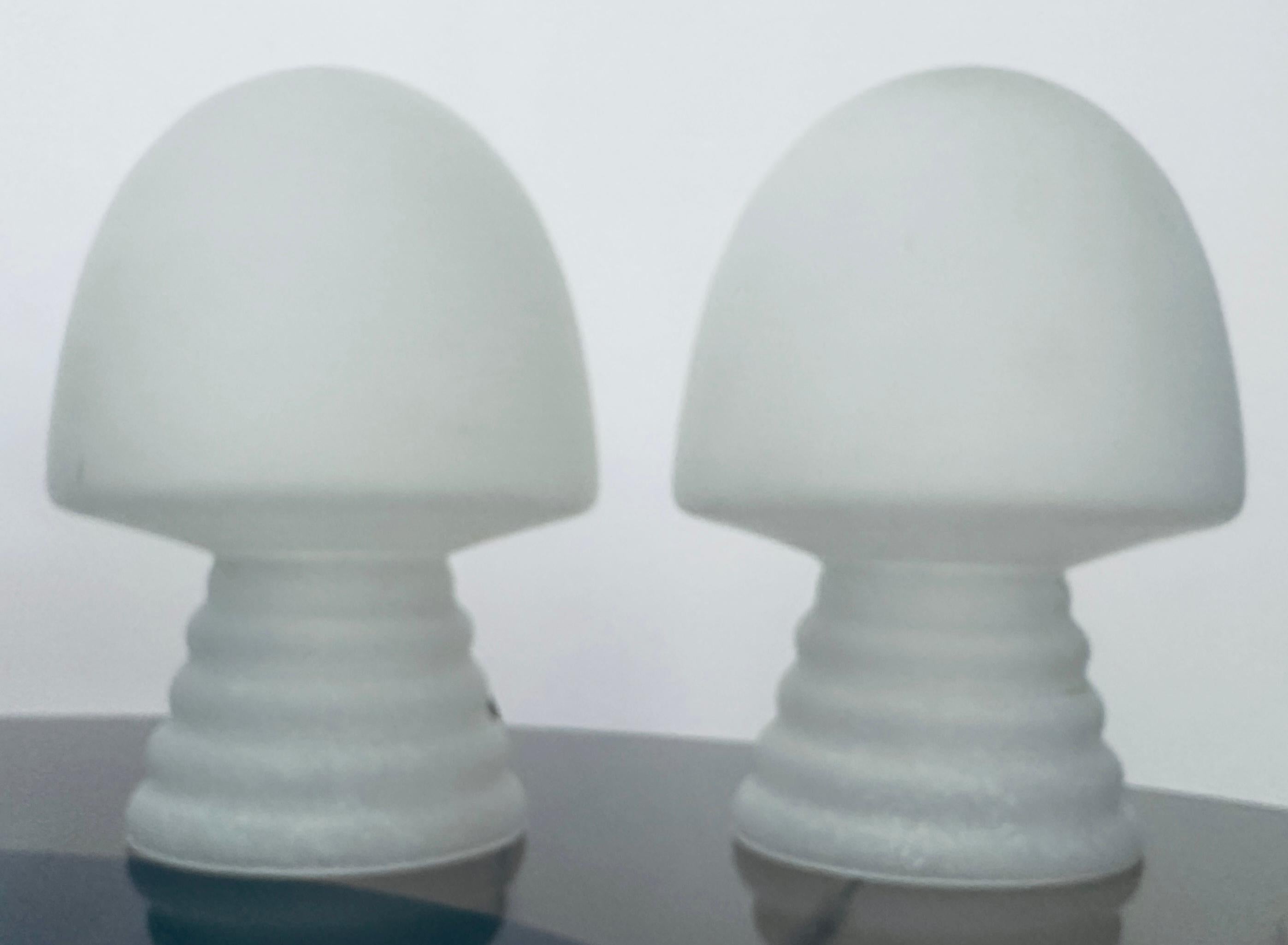 Pair of 1980s HB Glass Holland Mushroom Speckled Frosted Satin Table Lamps For Sale 6
