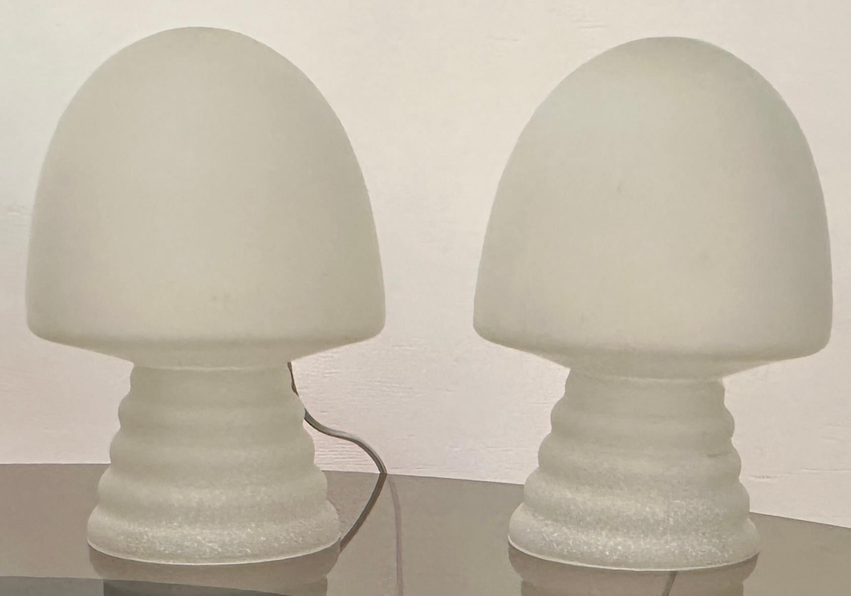 Pair of 1980s HB Glass Holland Mushroom Speckled Frosted Satin Table Lamps For Sale 9