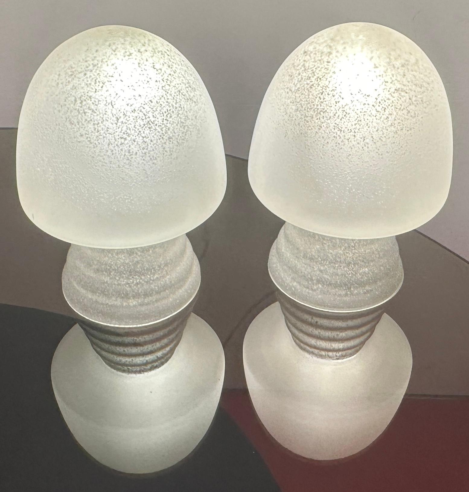 Space Age Pair of 1980s HB Glass Holland Mushroom Speckled Frosted Satin Table Lamps For Sale