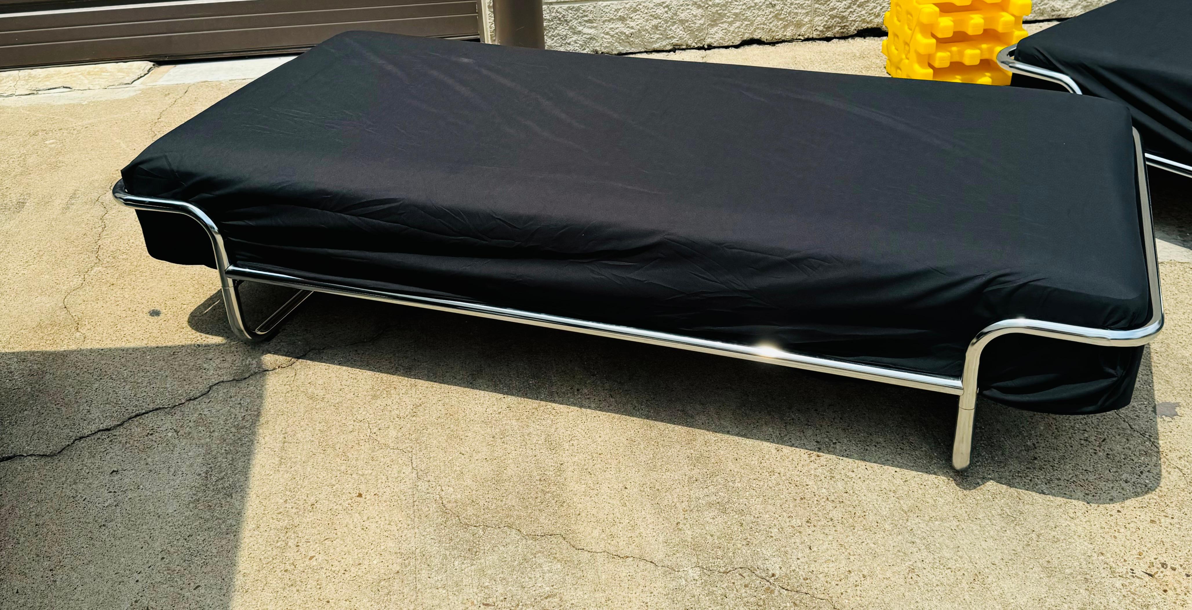 Pair of 1980s IKEA KROMVIK Tubular Chrome Single Twin Beds 10