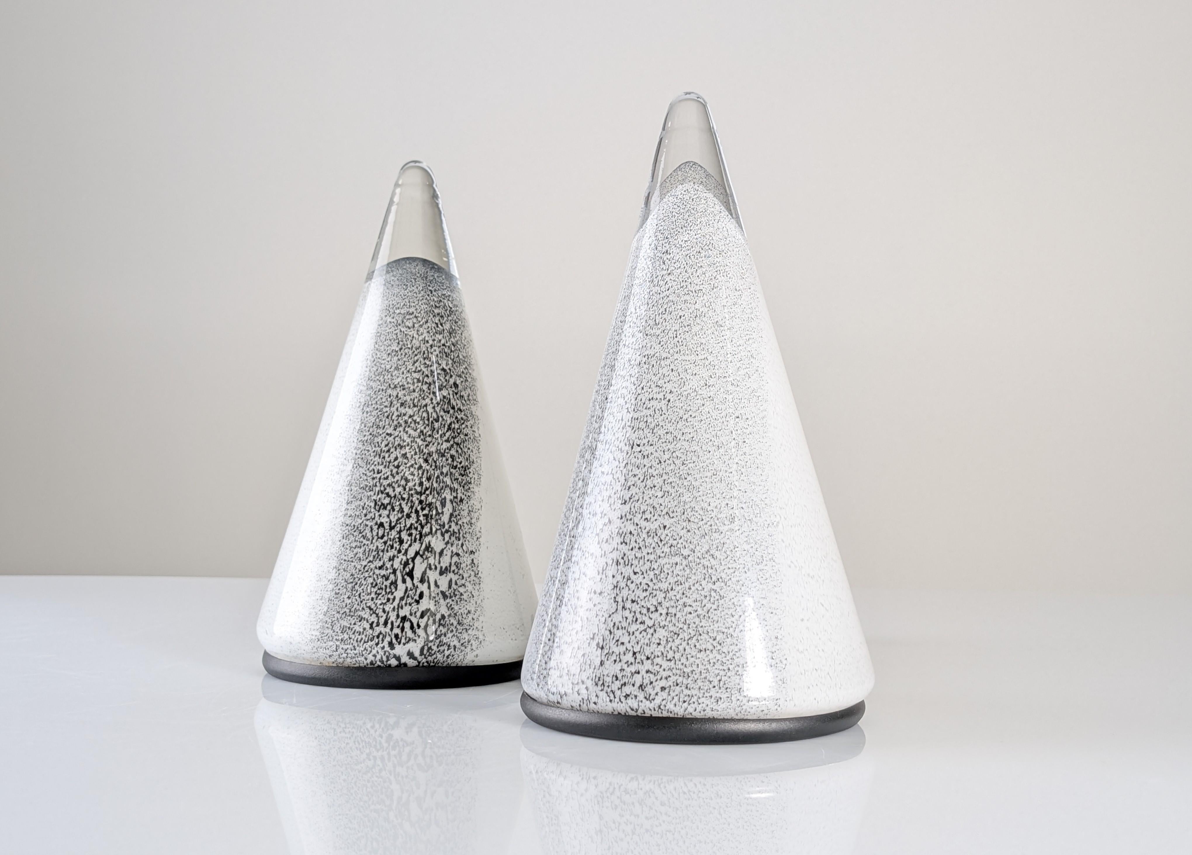 Pair of 1980s Italian Murano Glass Cone Table Lamps For Sale 1