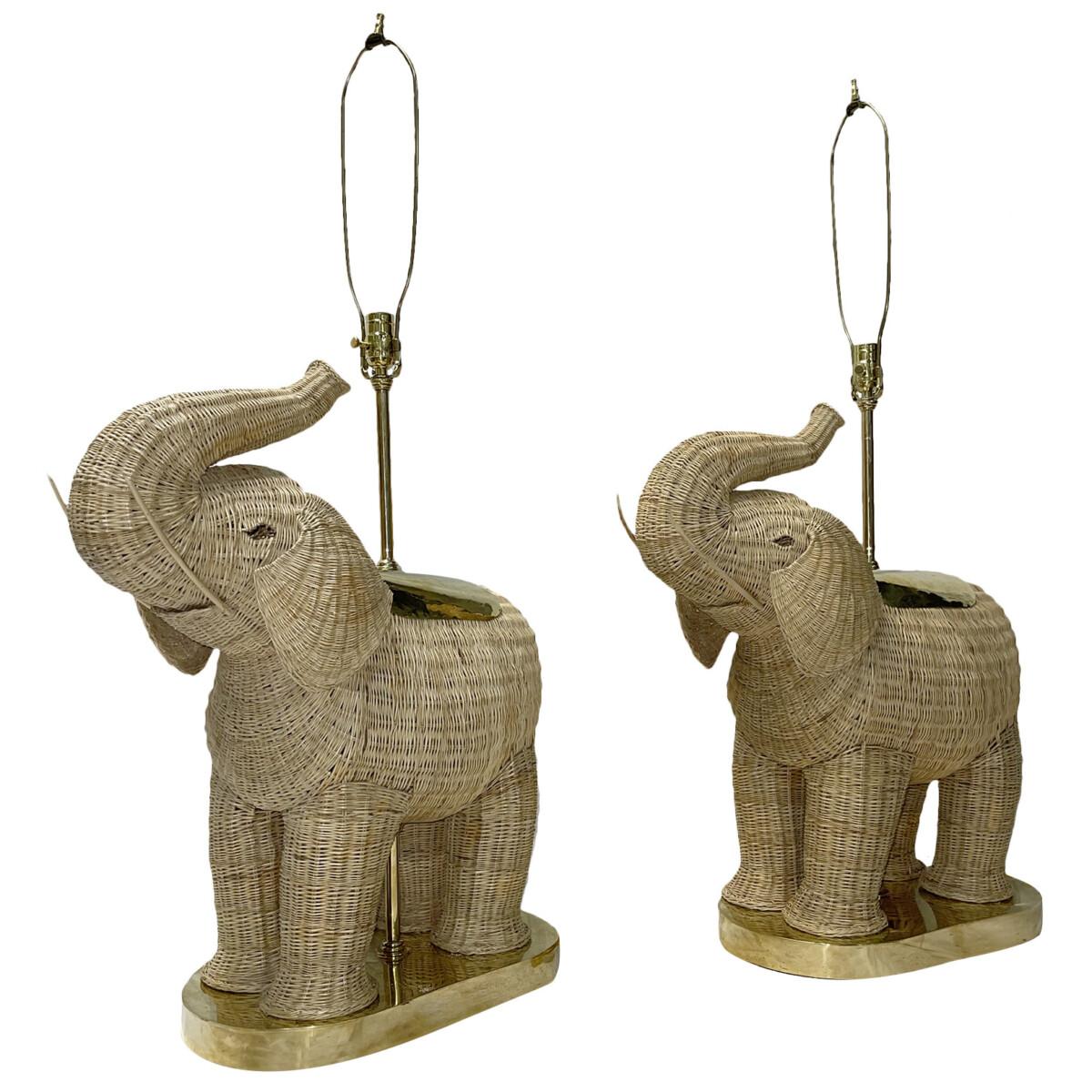 Paar italienische Elefanten-Tischlampen aus geflochtenem Rattan aus den 1980er Jahren im Zustand „Gut“ im Angebot in Sag Harbor, NY