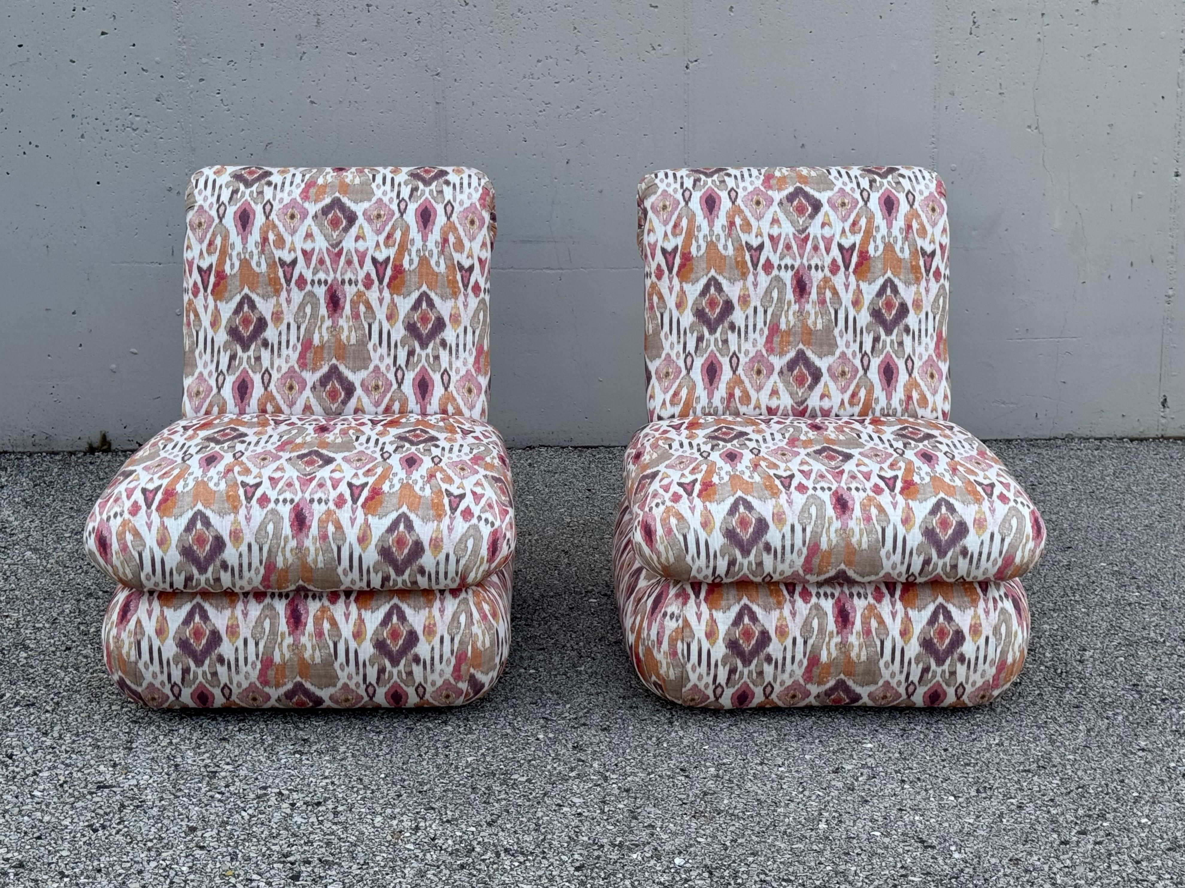Post-Modern Pair of 1980s Large Donghia Scroll Back Slipper Chairs in Original iKat Textile For Sale