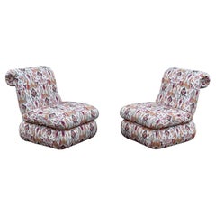 Chaises pantoufles post-modernes