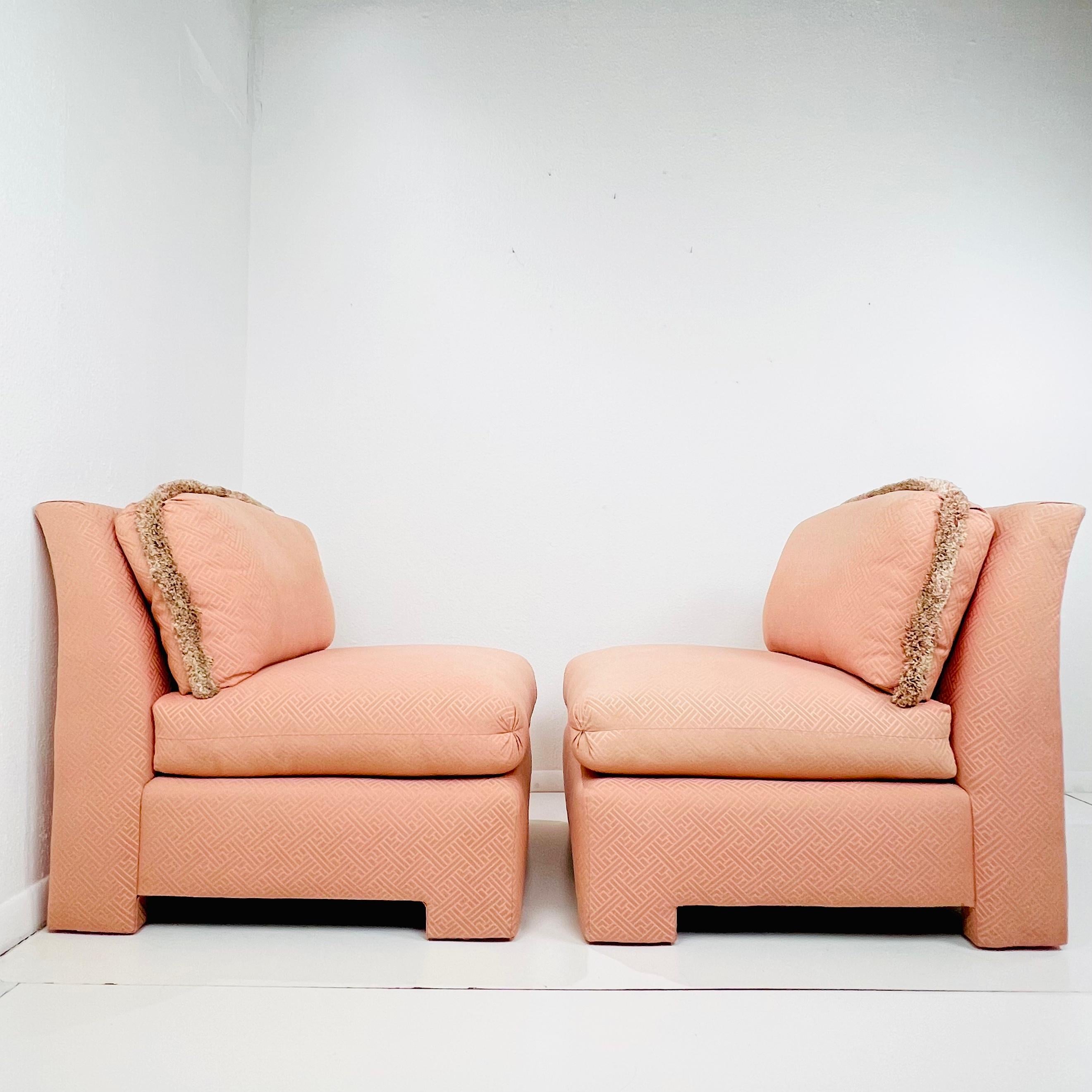 Pareja de sillas Marge Carson Slipper de los años 80 en Bueno estado para la venta en Dallas, TX