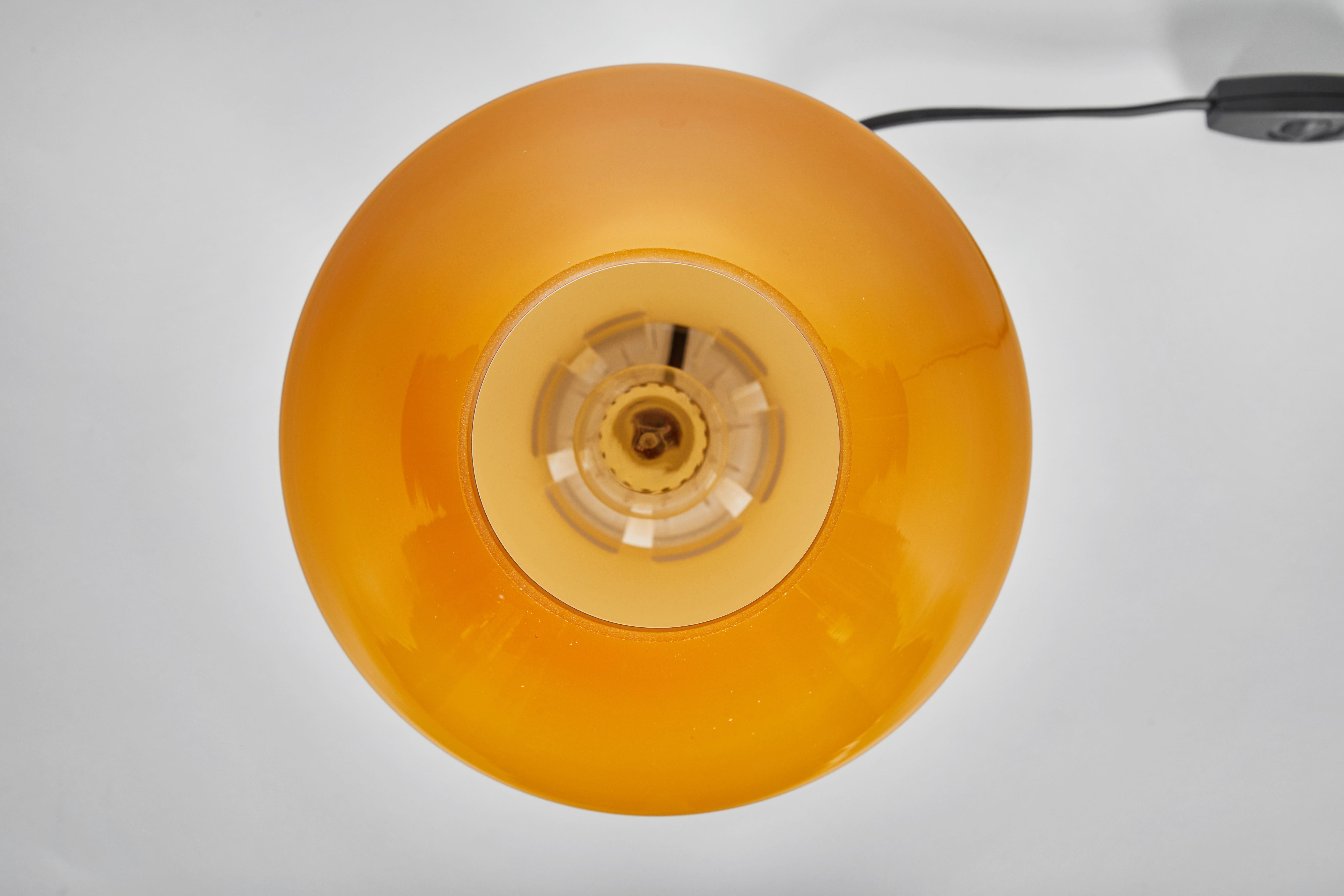 Pair of 1980s Memphis Style 'Conica' Table Lamps for Artemide 2