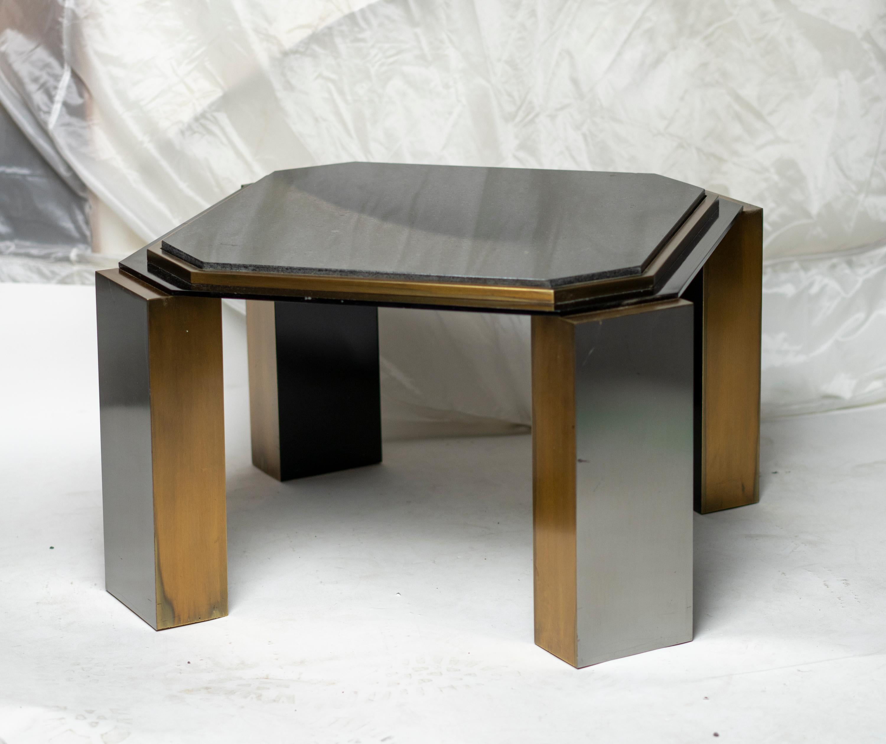 American Pair of 1980's Modernist Low Tables in Enameled Steel and Patinated Brass For Sale