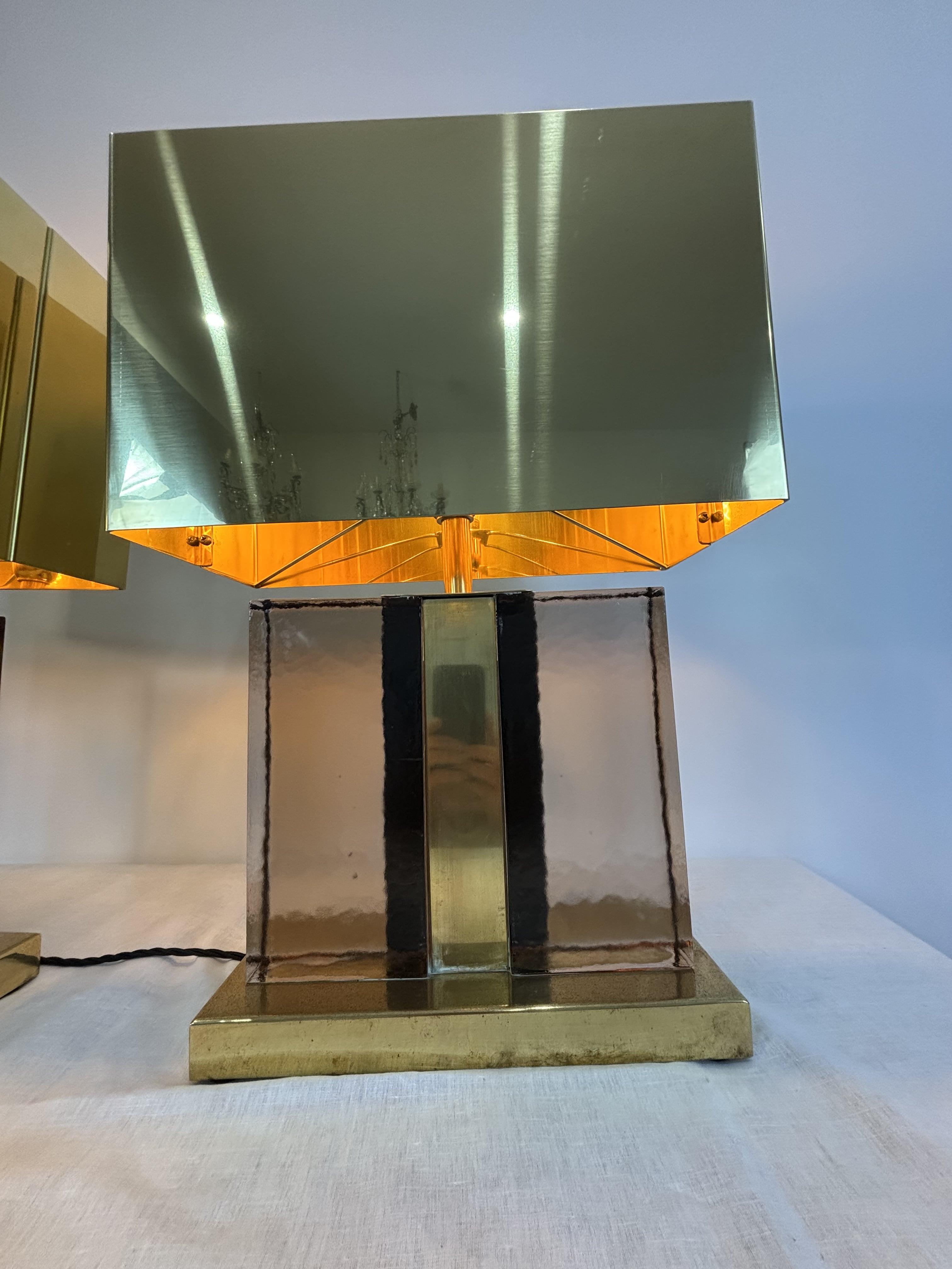Paire de lampes de table en verre de Murano et laiton des années 1980, 20e siècle, Italie en vente 6