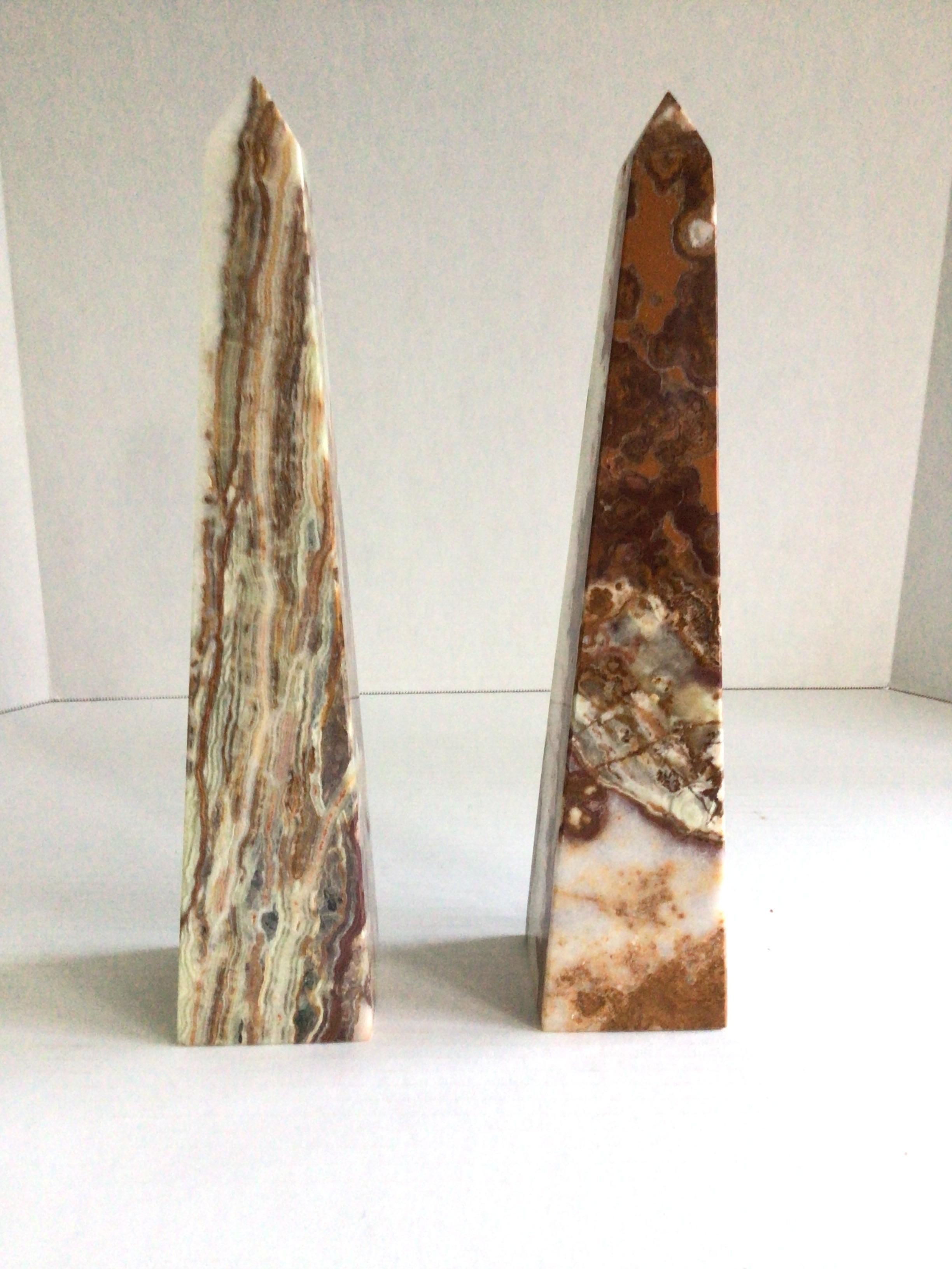 Pareja de Obeliscos de Ónice de los años 80 en Bueno estado para la venta en Tarrytown, NY