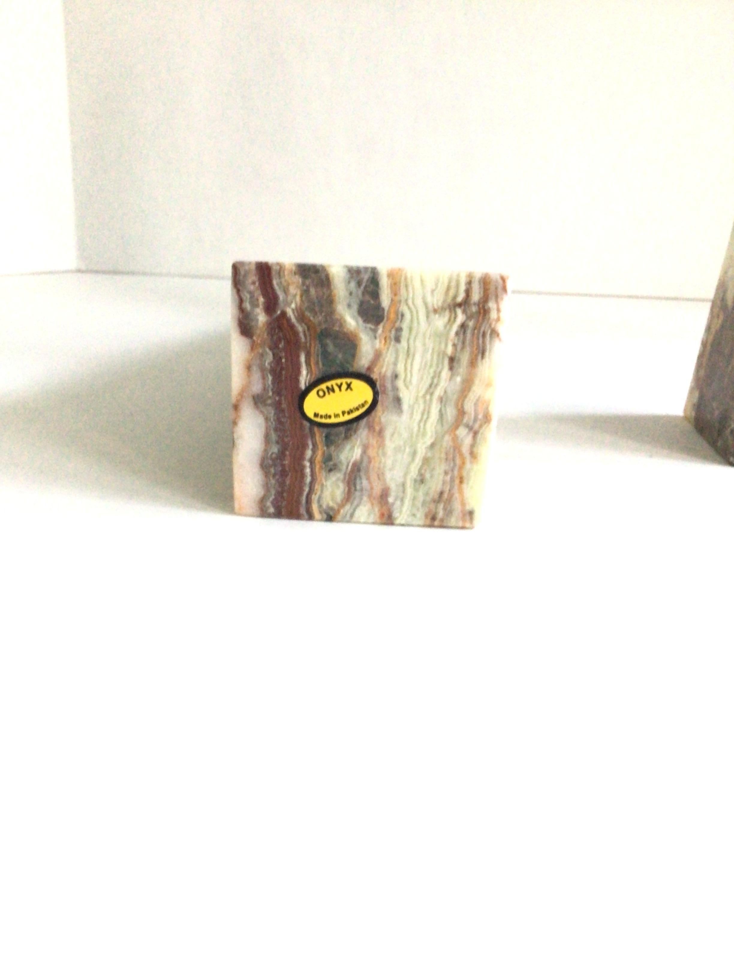 Pareja de Obeliscos de Ónice de los años 80 en venta 1