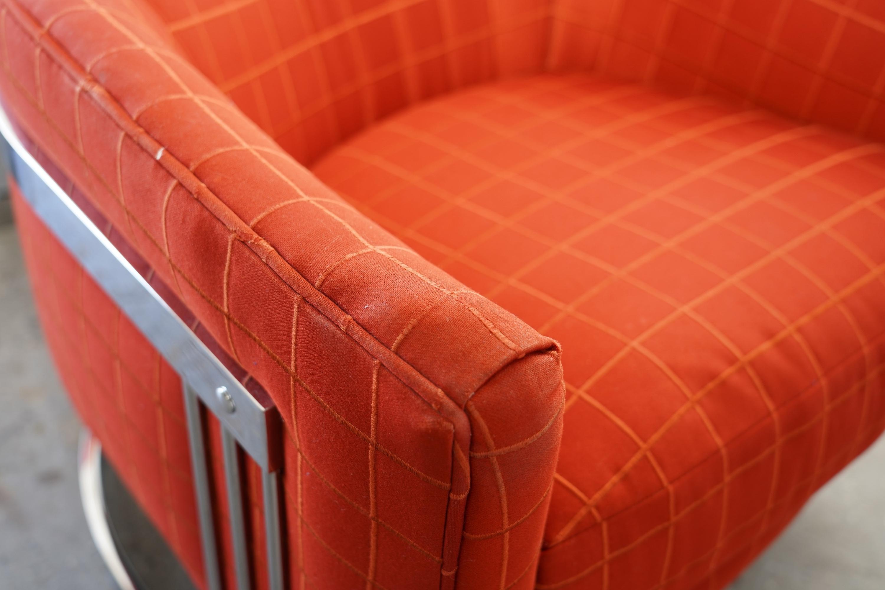 Coppia di sedie da club postmoderne cromate degli anni '80 di Bernhardt in stile Milo Baughman in vendita 3