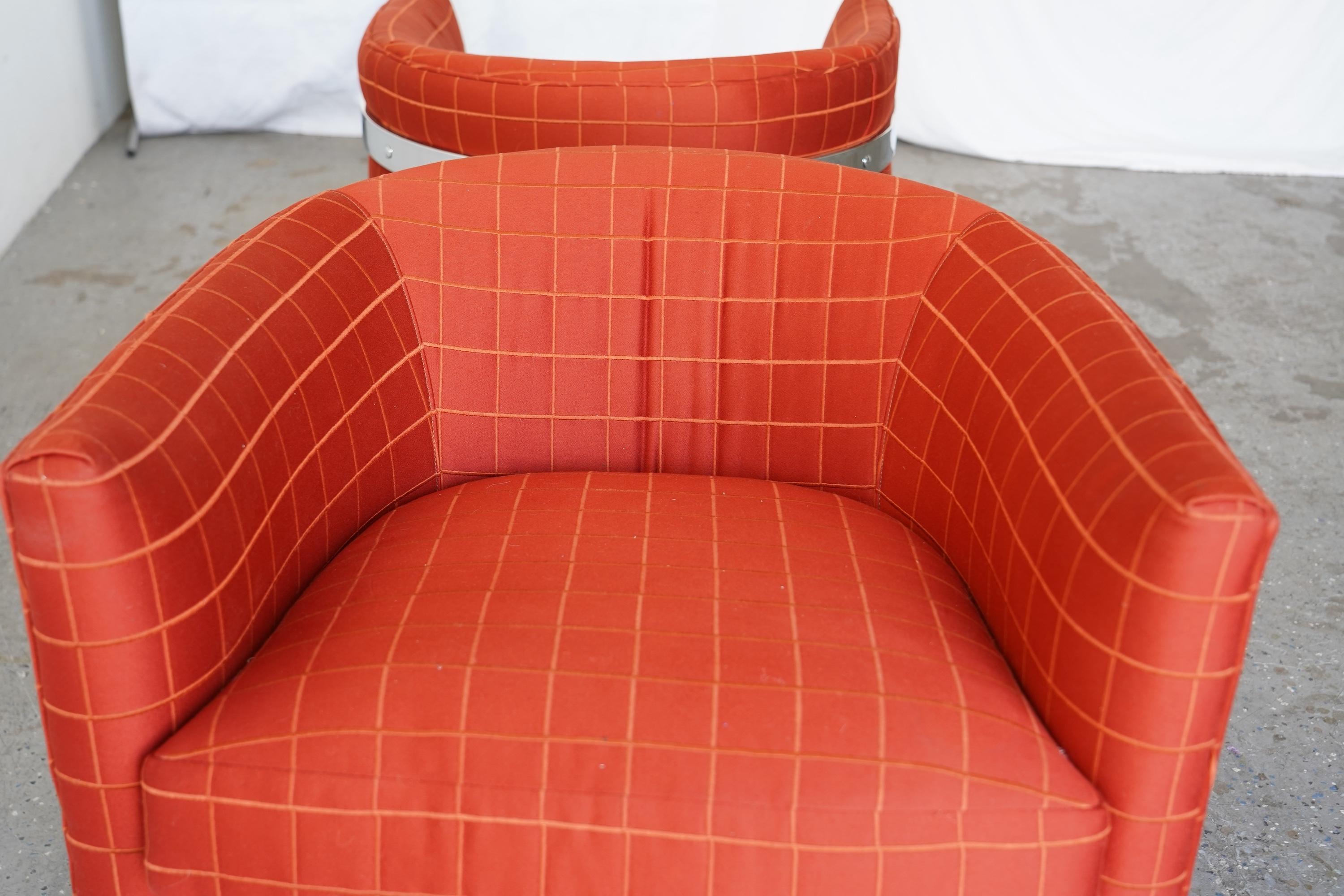 Coppia di sedie da club postmoderne cromate degli anni '80 di Bernhardt in stile Milo Baughman in vendita 4