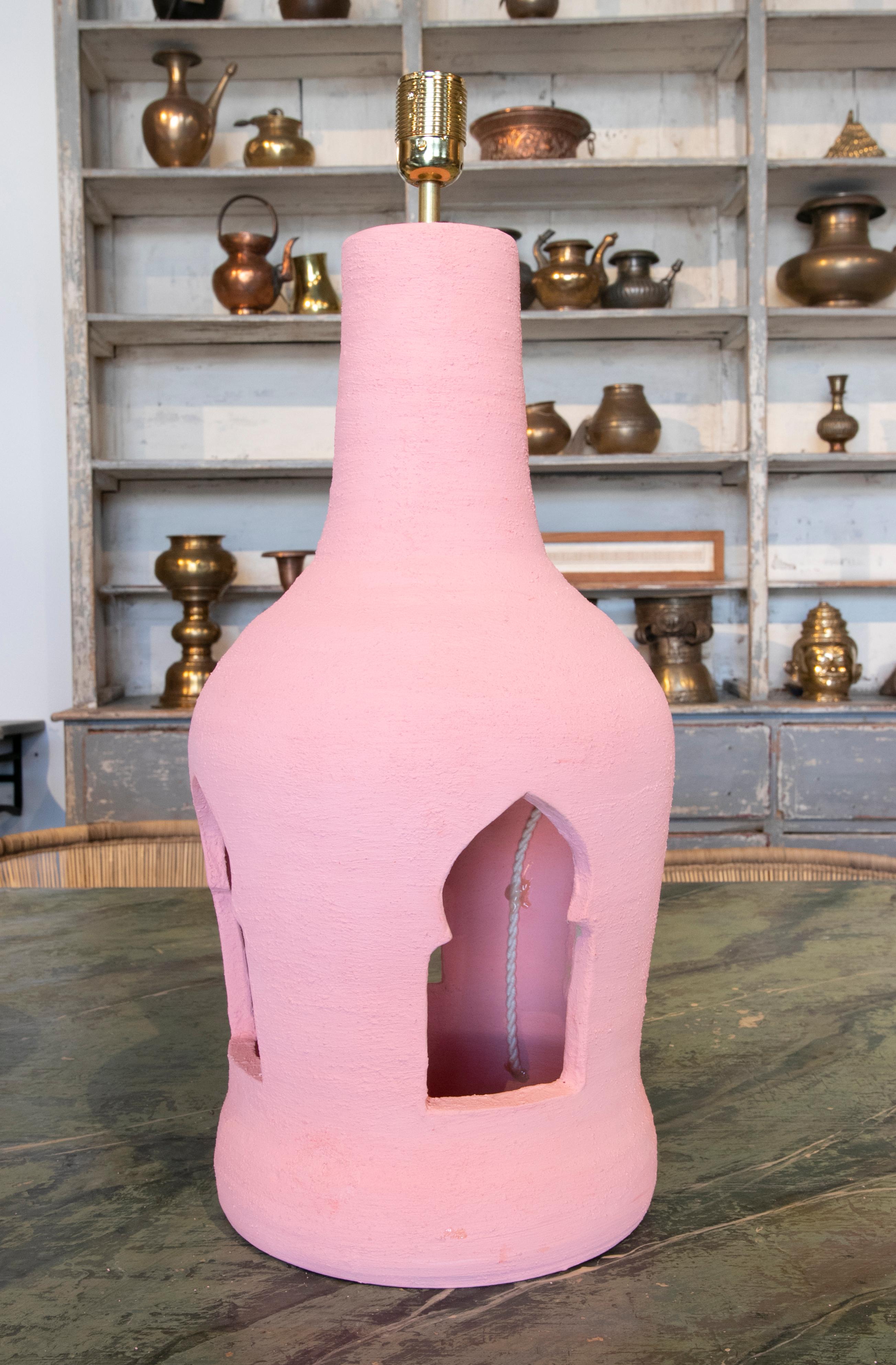 Hand-Painted Pair of 1980s Spanish Handcrafted pink painted Ceramic Table Lamps For Sale