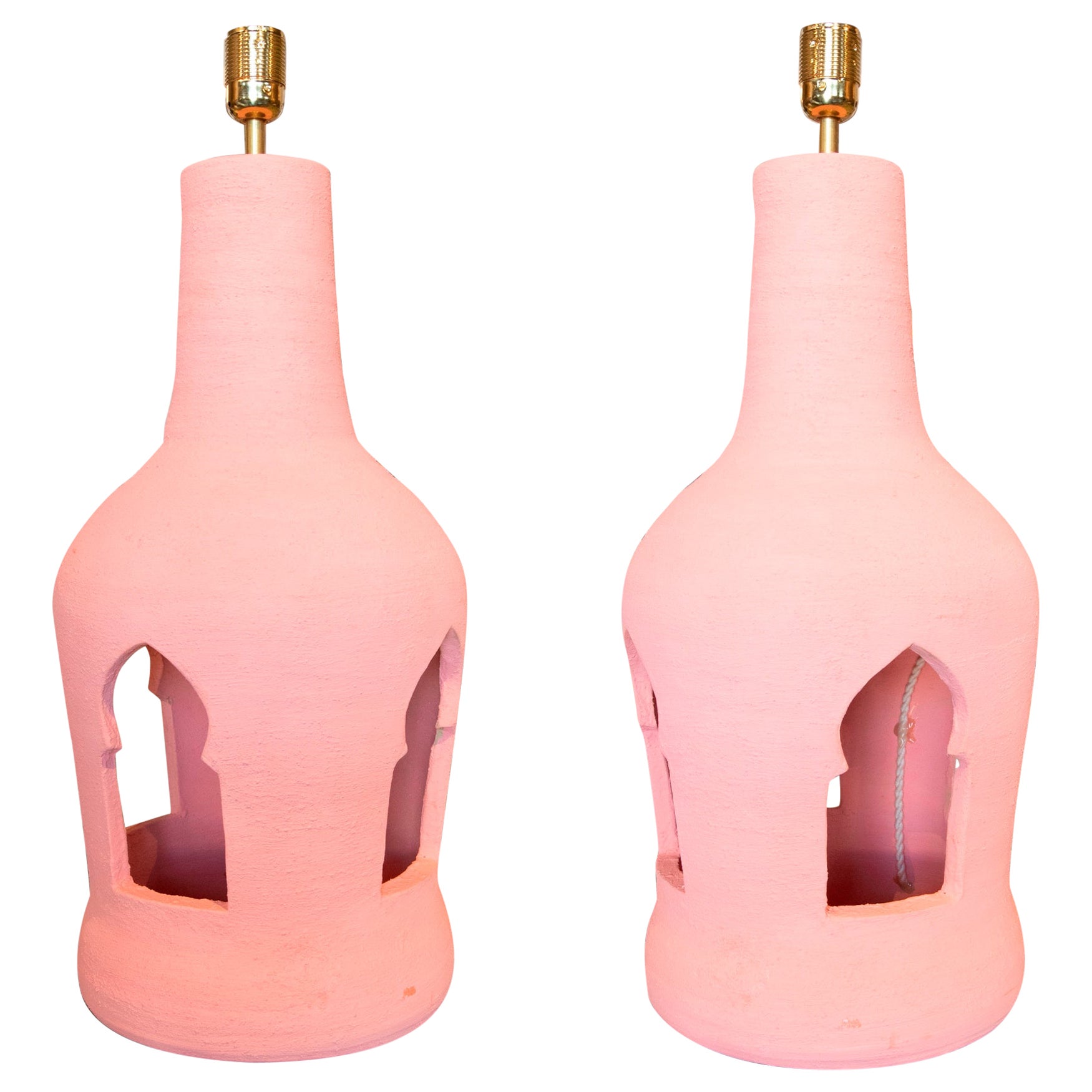 Paire de lampes de bureau espagnoles des années 1980 en céramique peinte en rose, fabriquées à la main