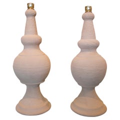 Paire de lampes de bureau espagnoles en céramique blanche fabriquées à la main dans les années 1980