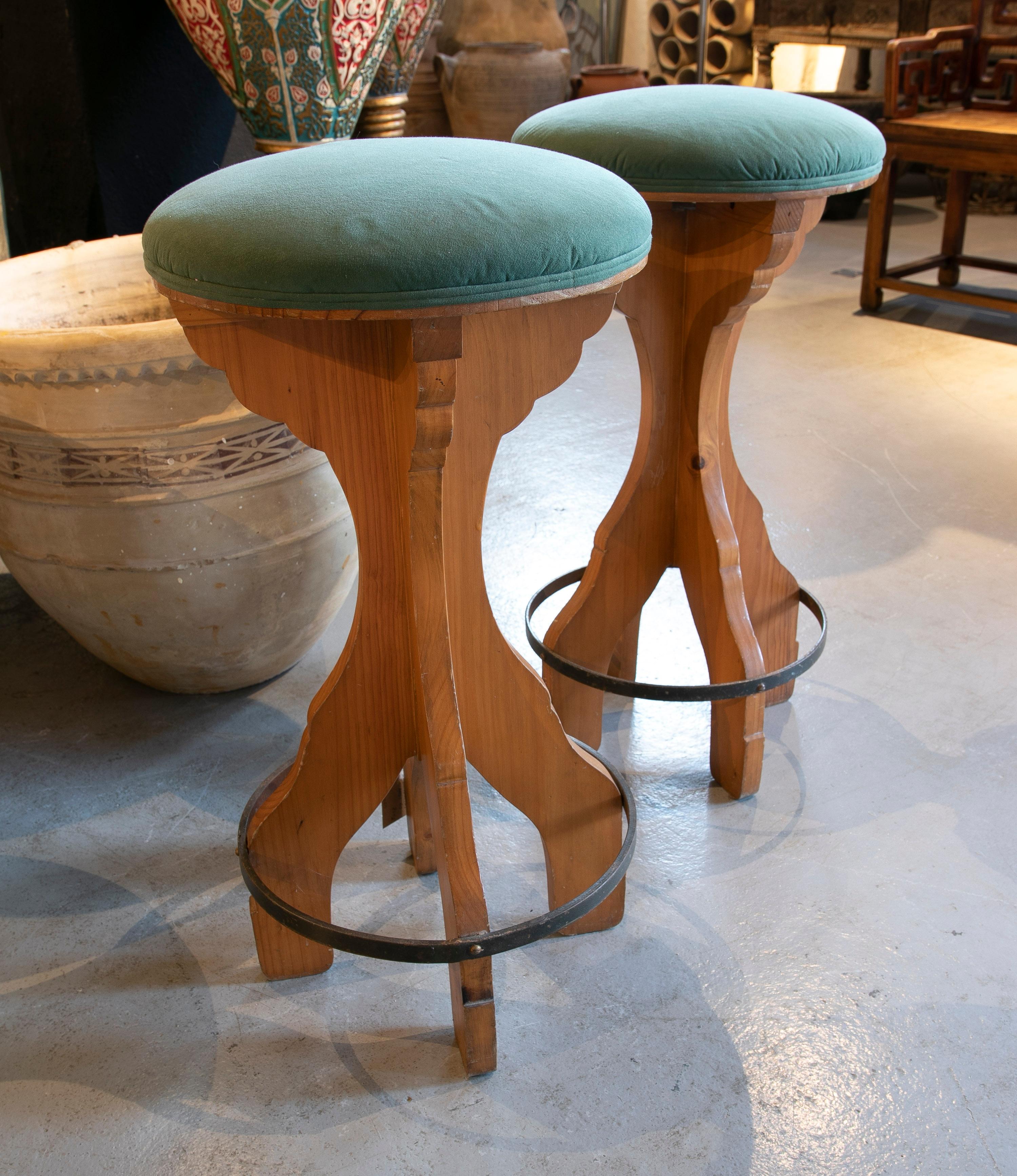 20th Century Pair of 1980s Spanish Wooden Stools with Teal Upholstered Seats For Sale