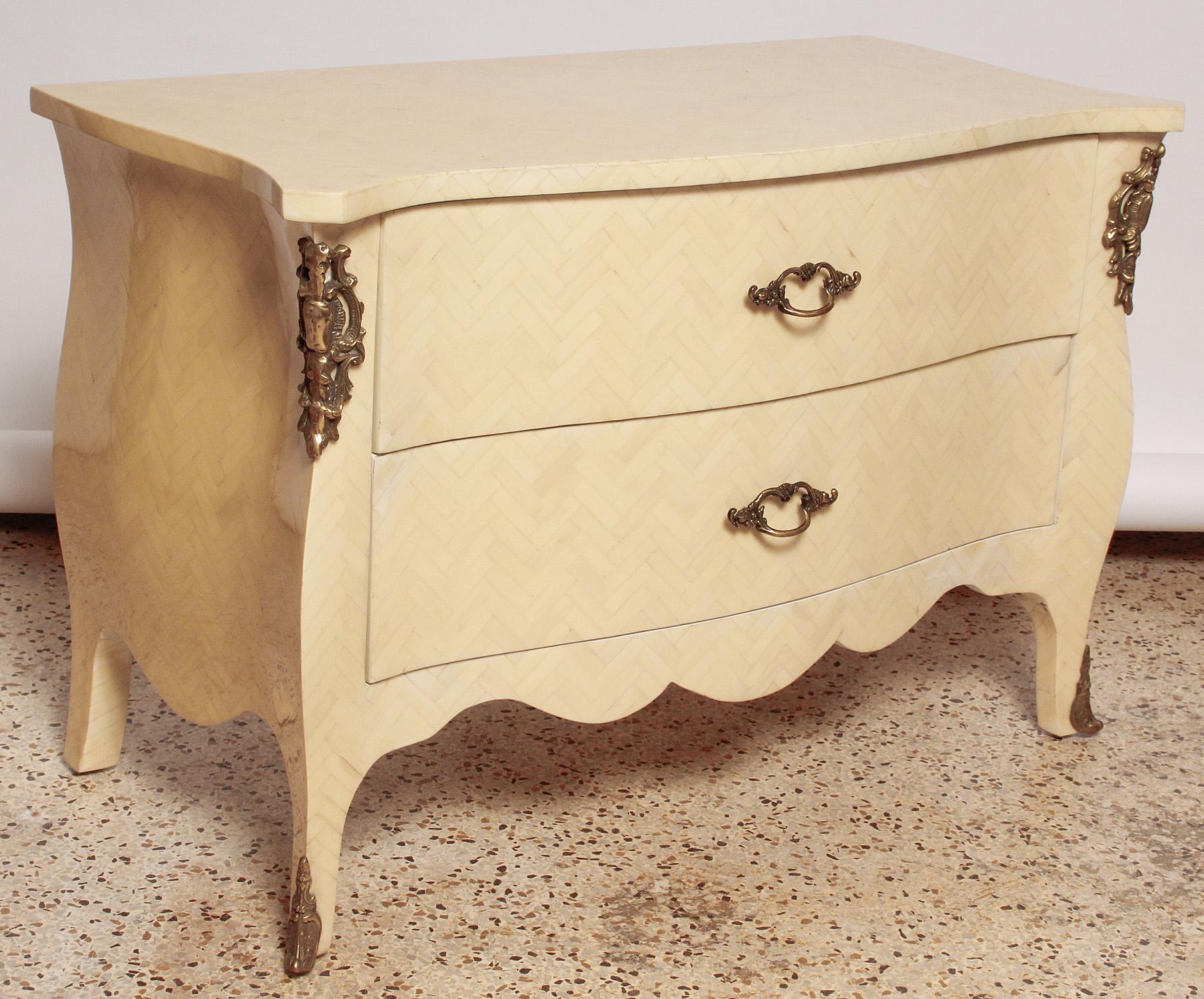 Hollywood Regency Pair of 1980's Tessellated Bone Nightstands by Enrique Garces For Sale