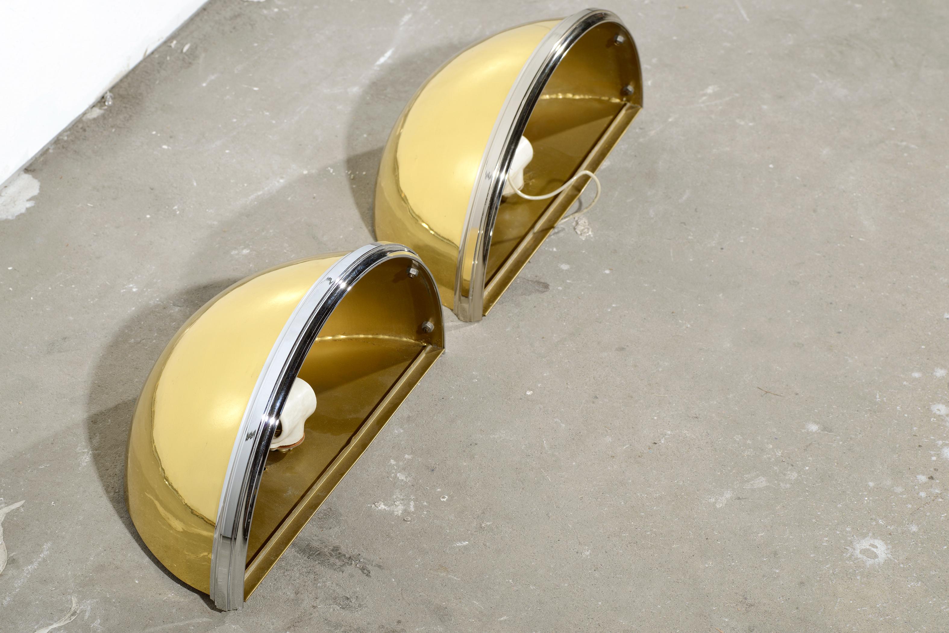 Polished Pair of 1980s Vintage Brass and Chrome Half Moon Wall Sconces