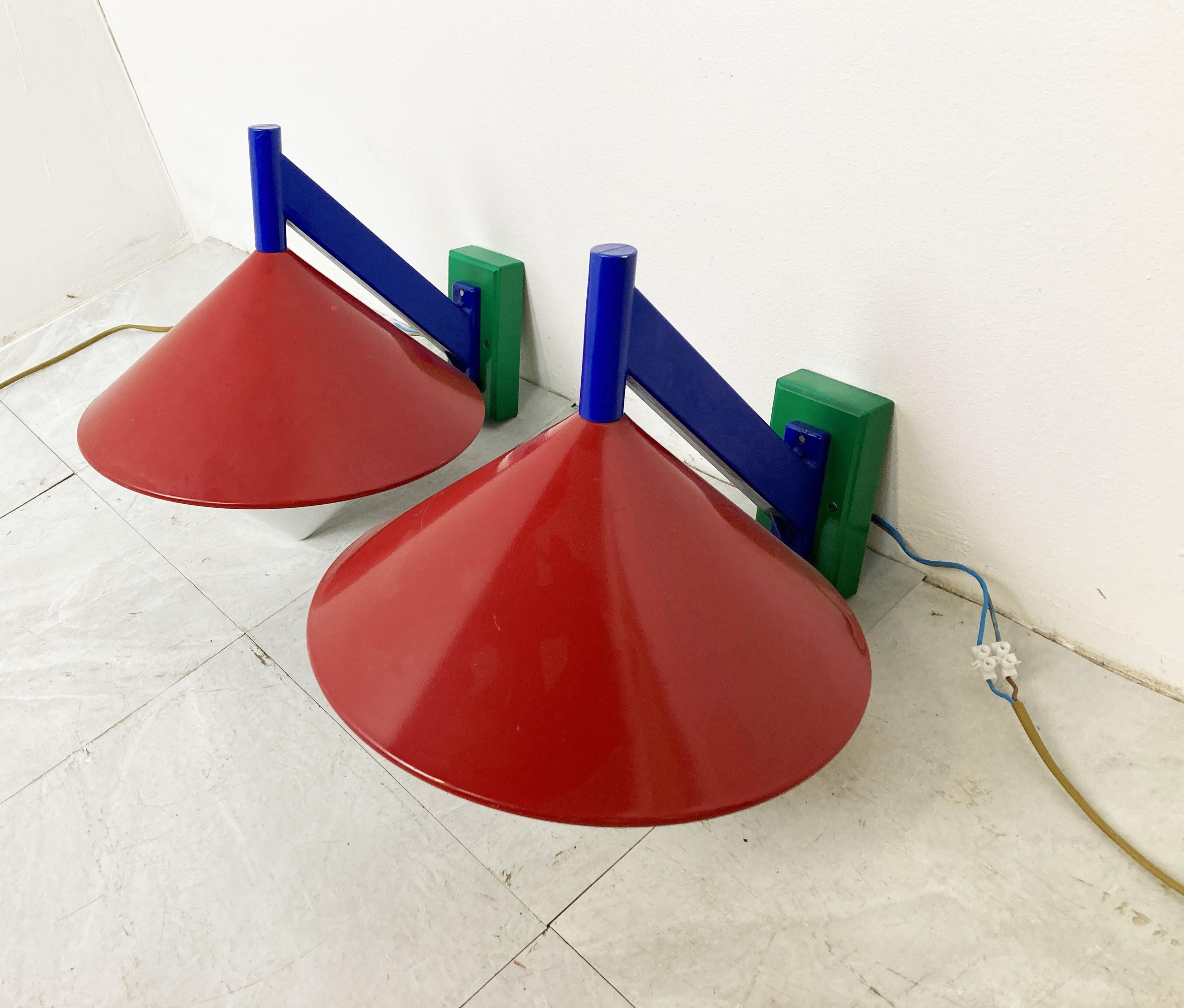 Pair of 1980s Wall Lamps For Sale 1
