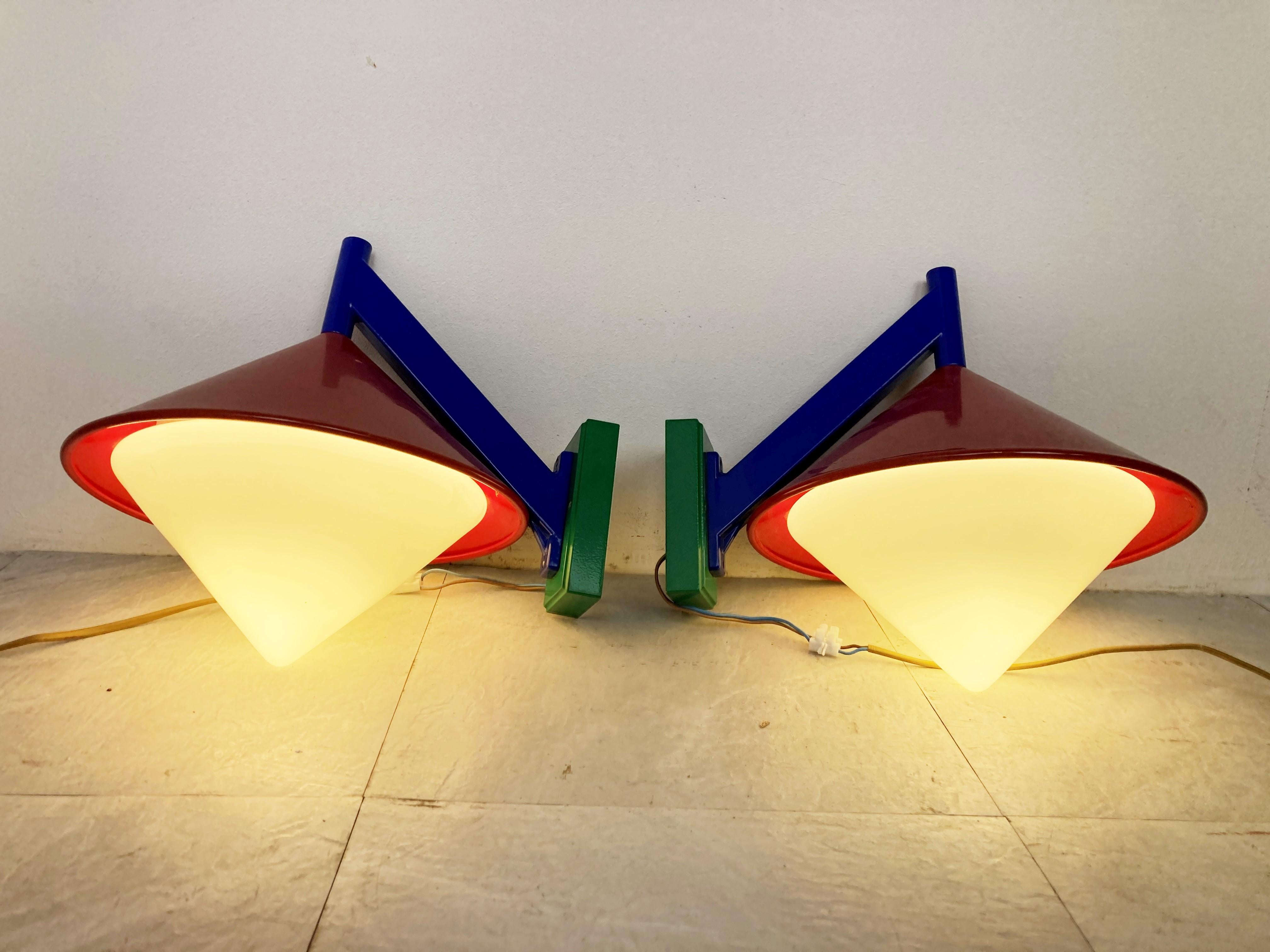 Pair of 1980s Wall Lamps For Sale 3