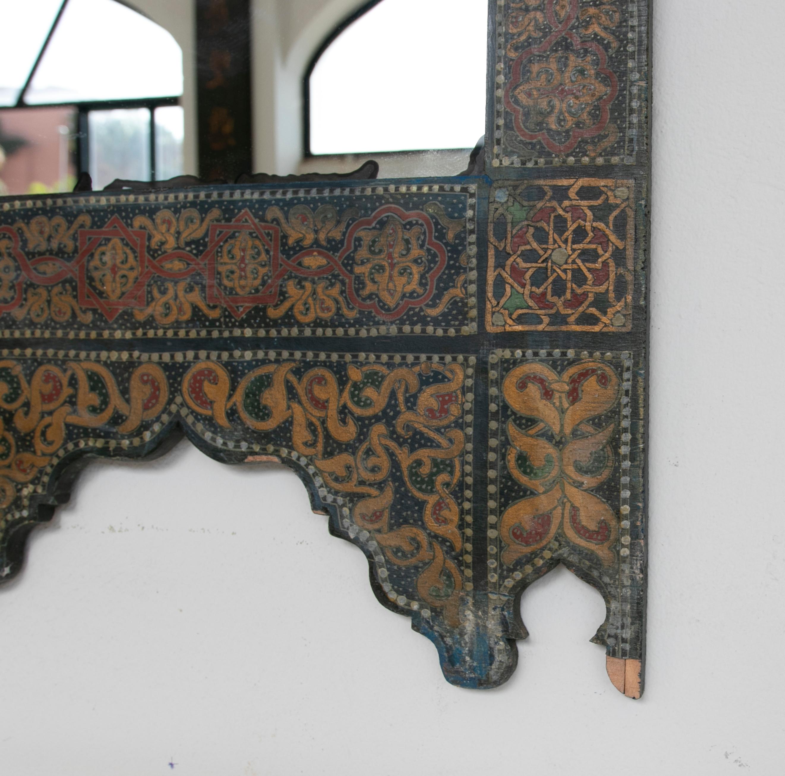 Pair of 1990s Handpainted Moroccan Style Wooden Mirror with Arabic Decorations In Good Condition For Sale In Marbella, ES