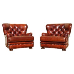 Pair of 1990s Henredon Churchill Tufted Distressed Brown Leather Club Chairs