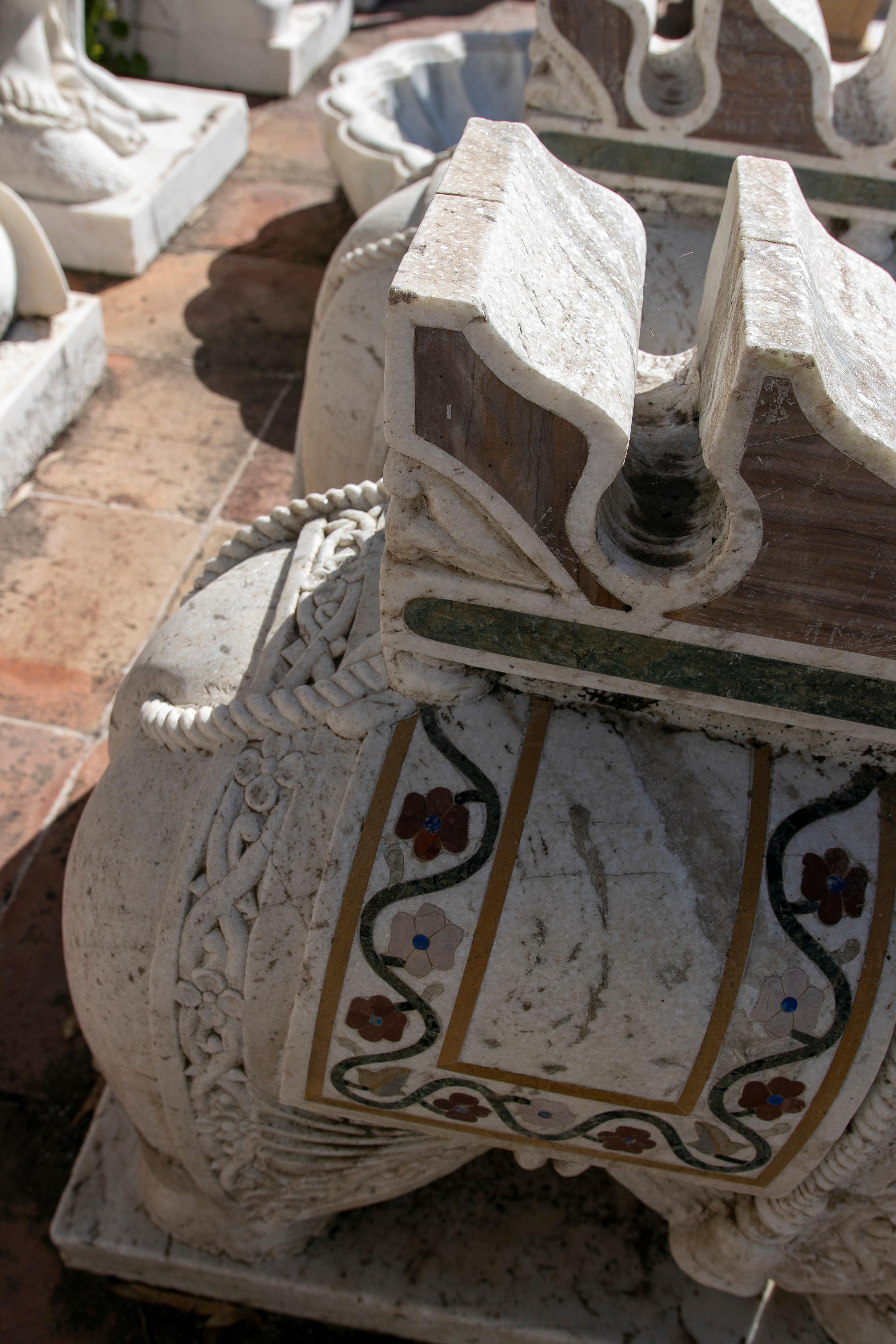 Coppia di elefanti intarsiati in marmo bianco Macael invecchiato intagliati a mano del 1990 in vendita 6